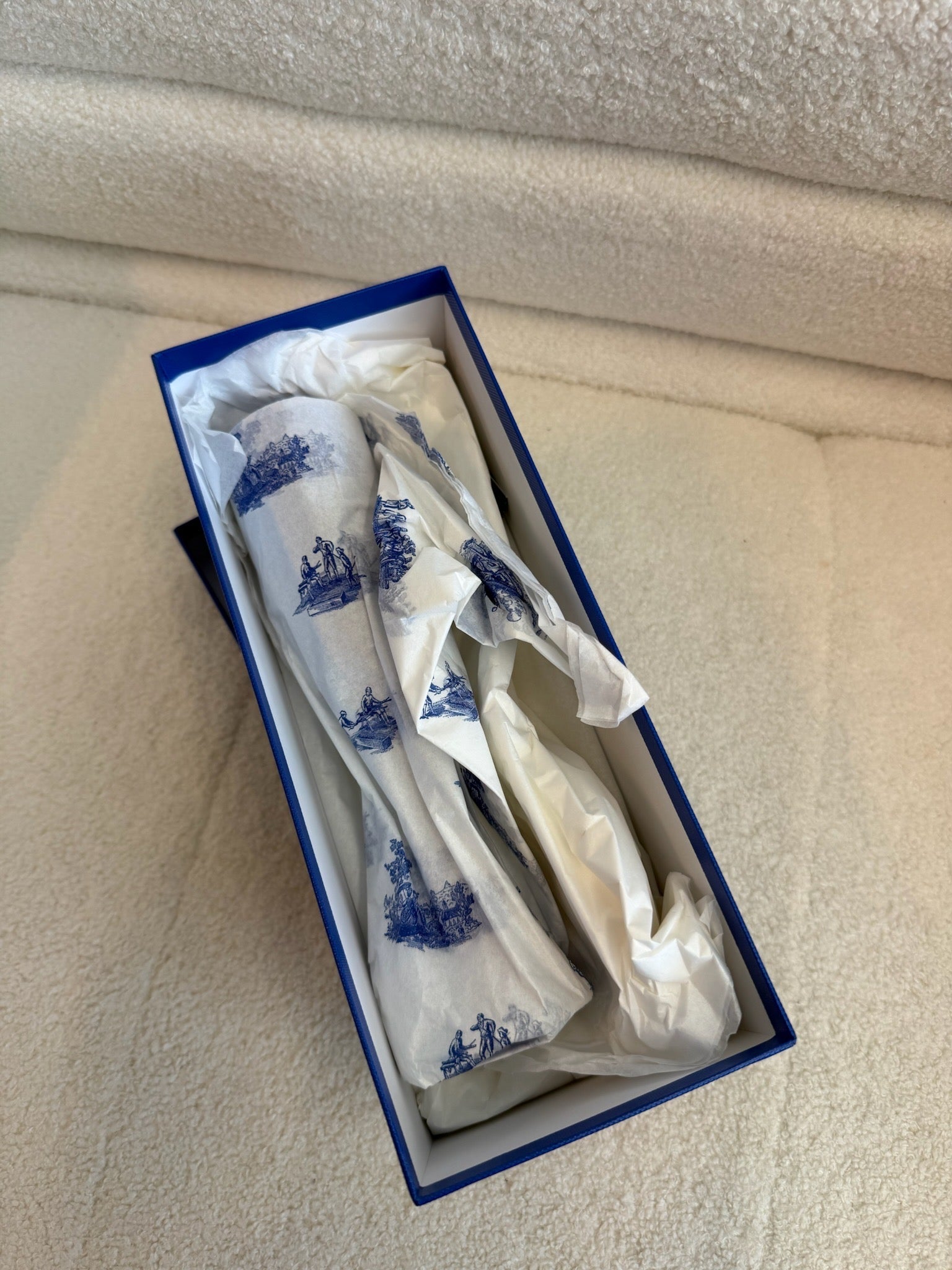 ST LOUIS Blue Champagne Flute image 1