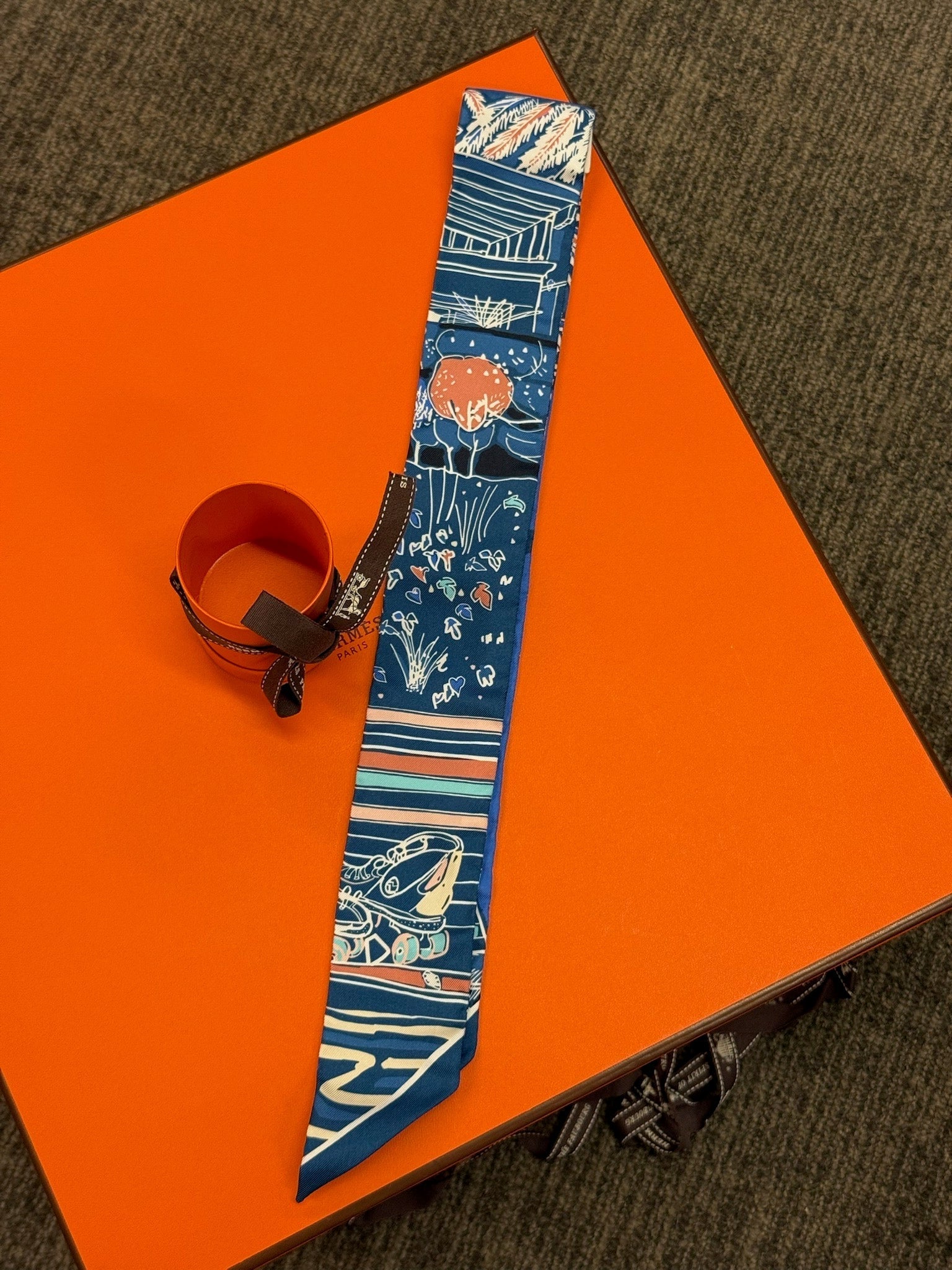 Hermès Twilly - Blue Multicolour Graphic Print image 1
