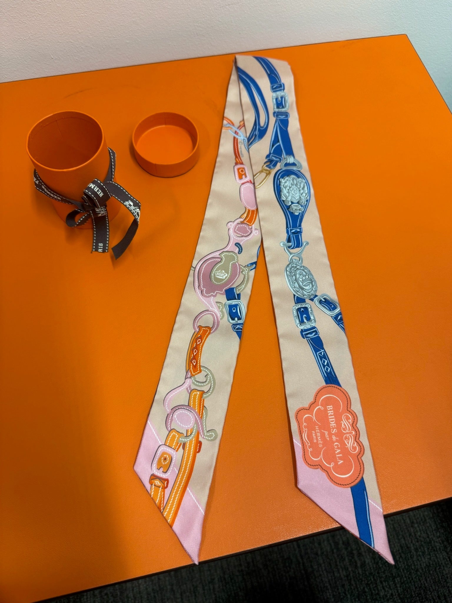Hermès Twilly - Beige & Blue Harness Print image 2