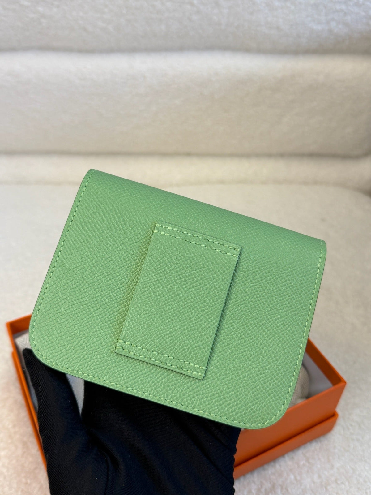 Hermès Constance Compact Wallet - Green image 2