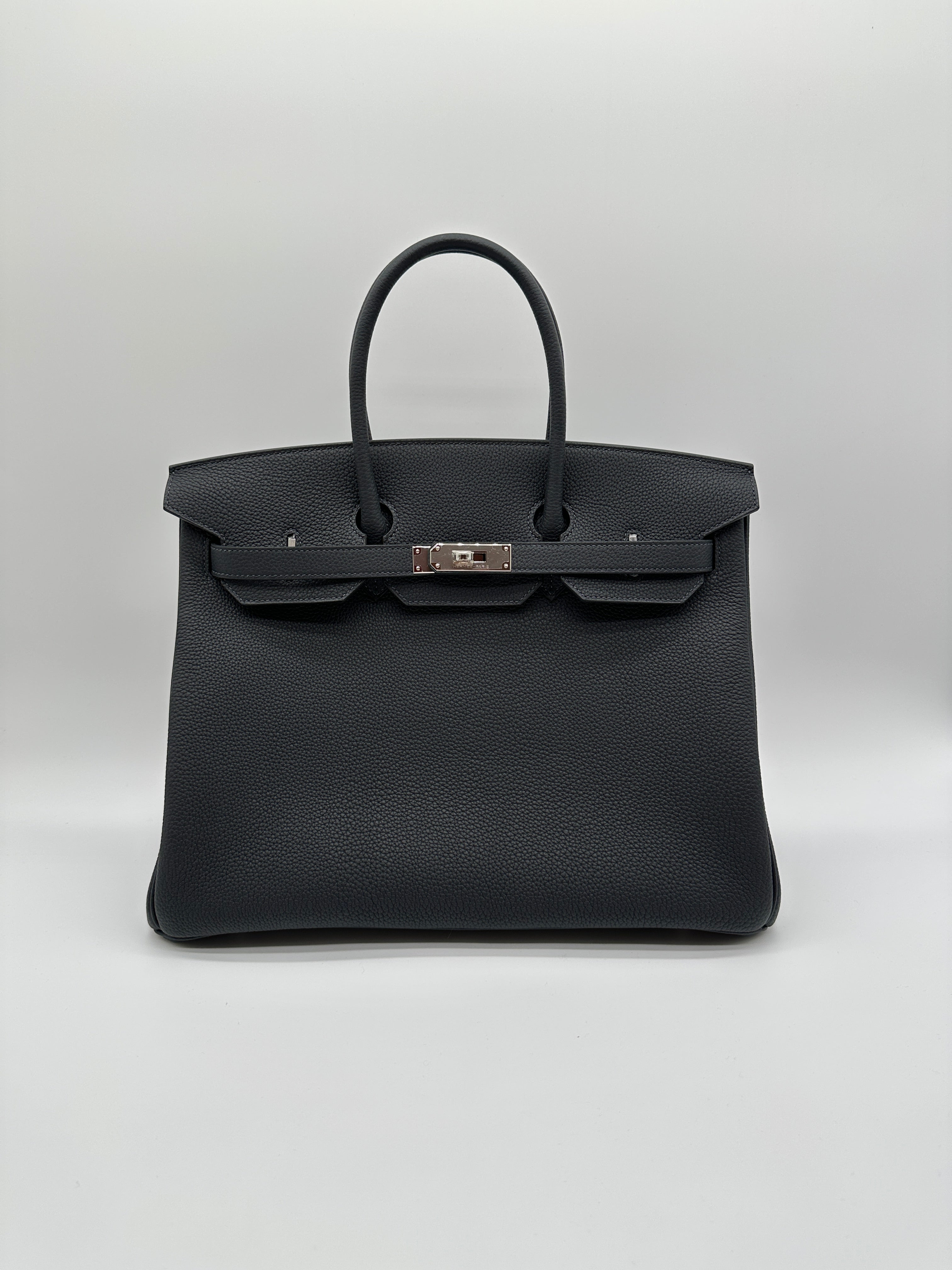 B35 cabane Togo phw stamp K PC534