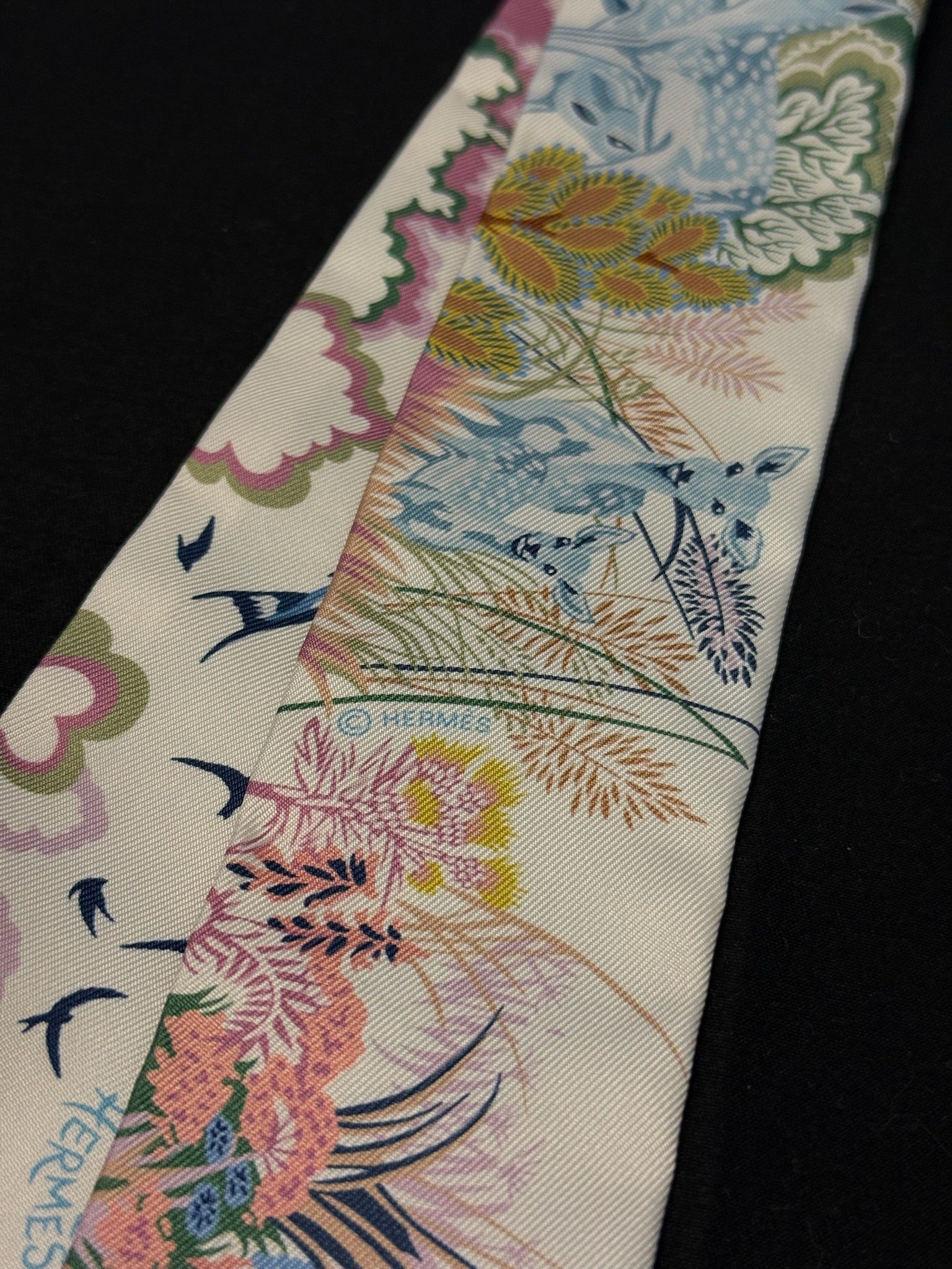 Hermès Twilly - Pastel Floral & Equestrian Print image 3