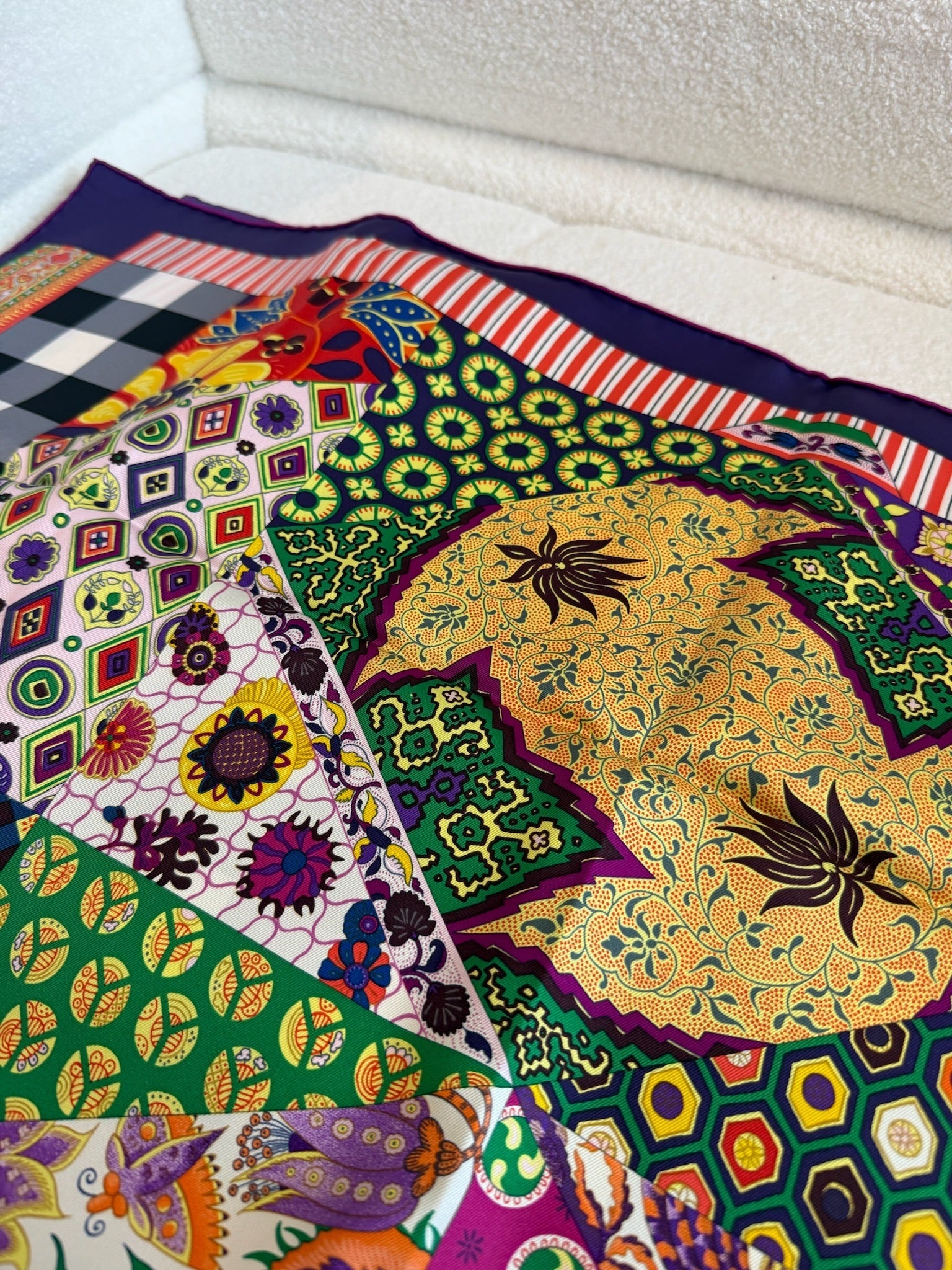Hermès Carré 90 Scarf Patchwork Purple / Multicolour image 4