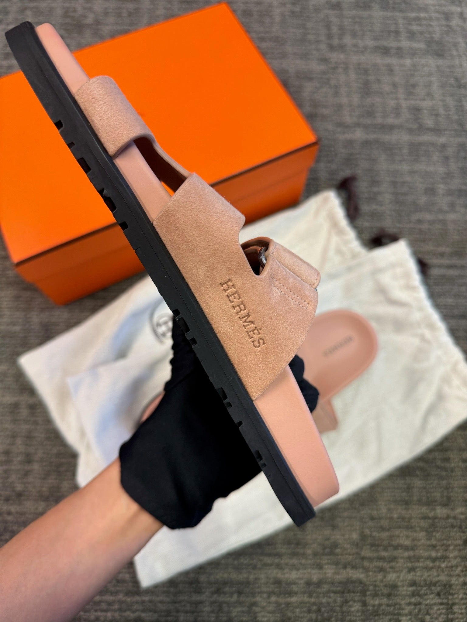 Size 38 - Hermès Chypre Sandals - Nude Pink image 4
