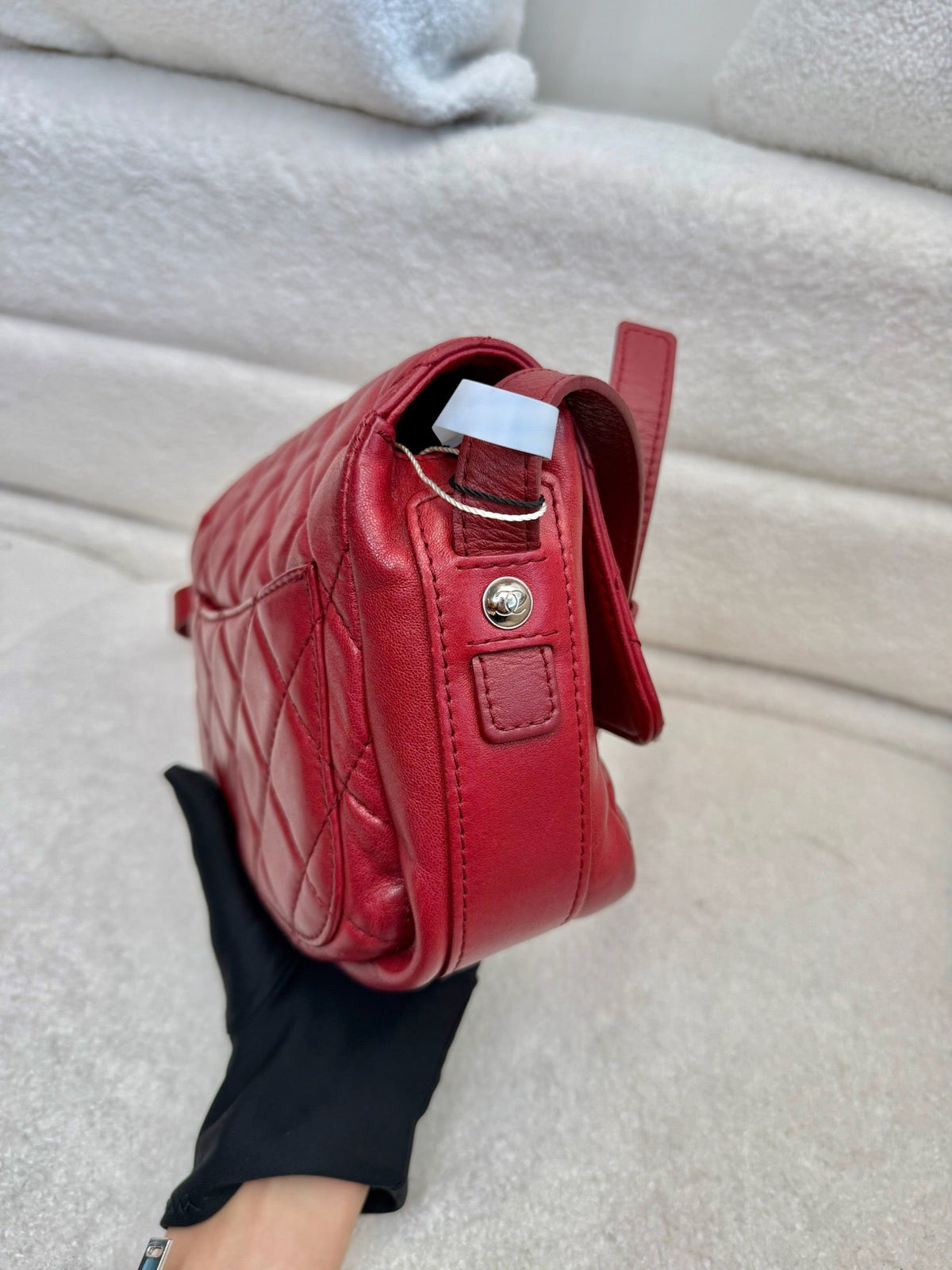 Chanel Quilted Flap Messenger Bag - Red image 4