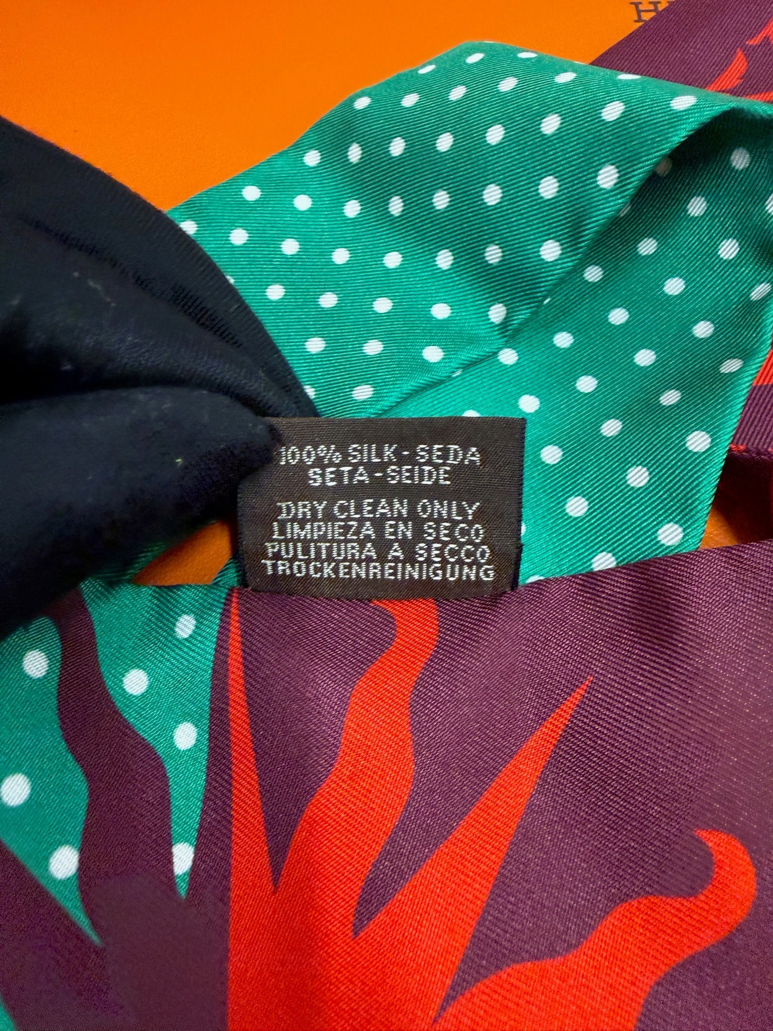 Hermès Twilly - Green Polka Dot & Red Print image 5