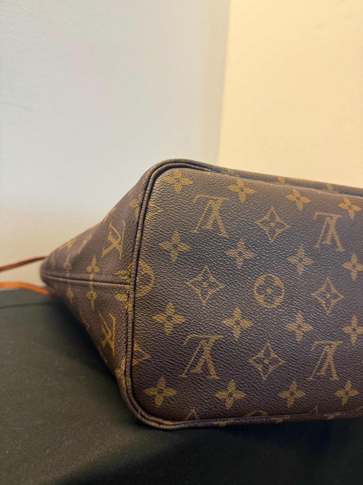 Louis Vuitton Neverfull MM - Monogram image 5