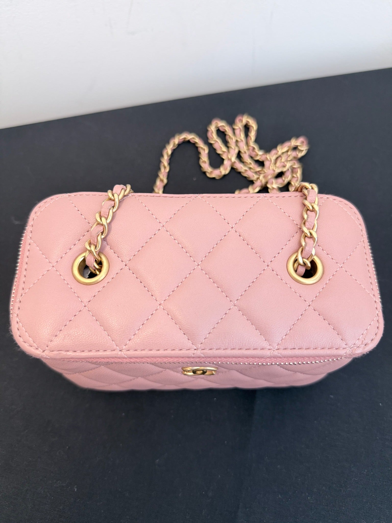 Chanel Pink Lambskin Vanity Case with Gold Hardware image 5