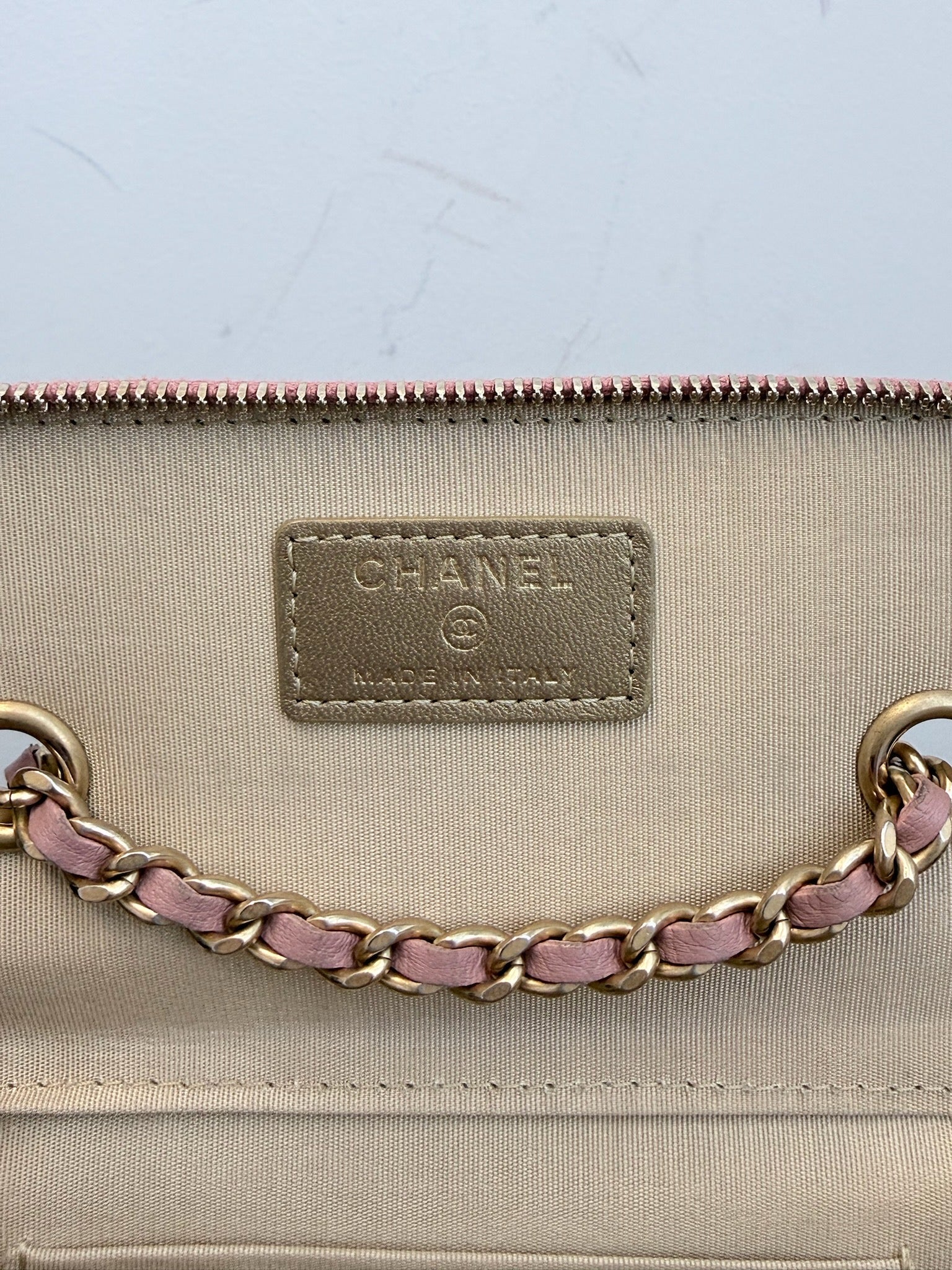 Chanel Pink Lambskin Vanity Case with Gold Hardware image 7