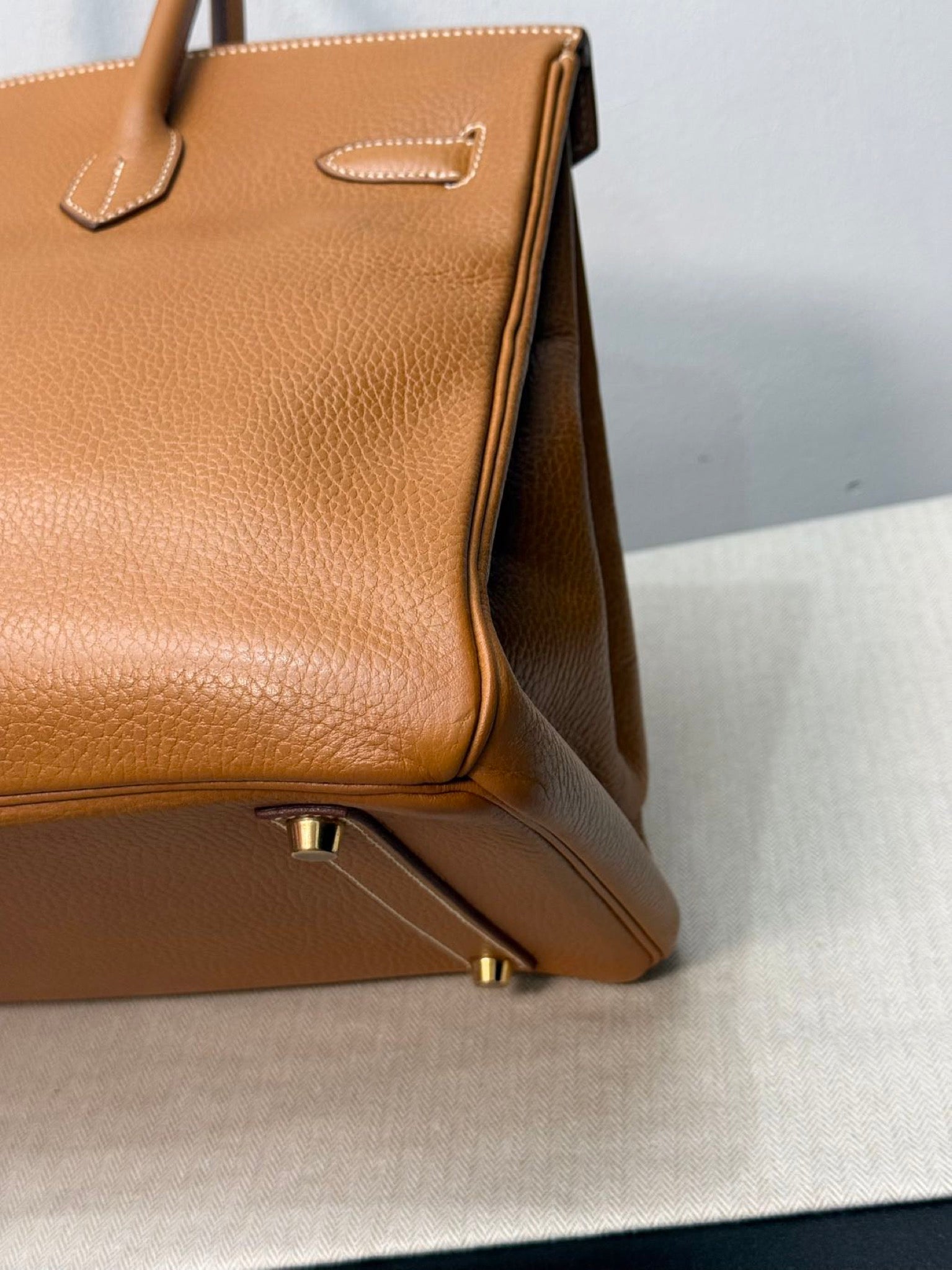 Hermes Birkin 35 Ardennes Leather Bag image 8