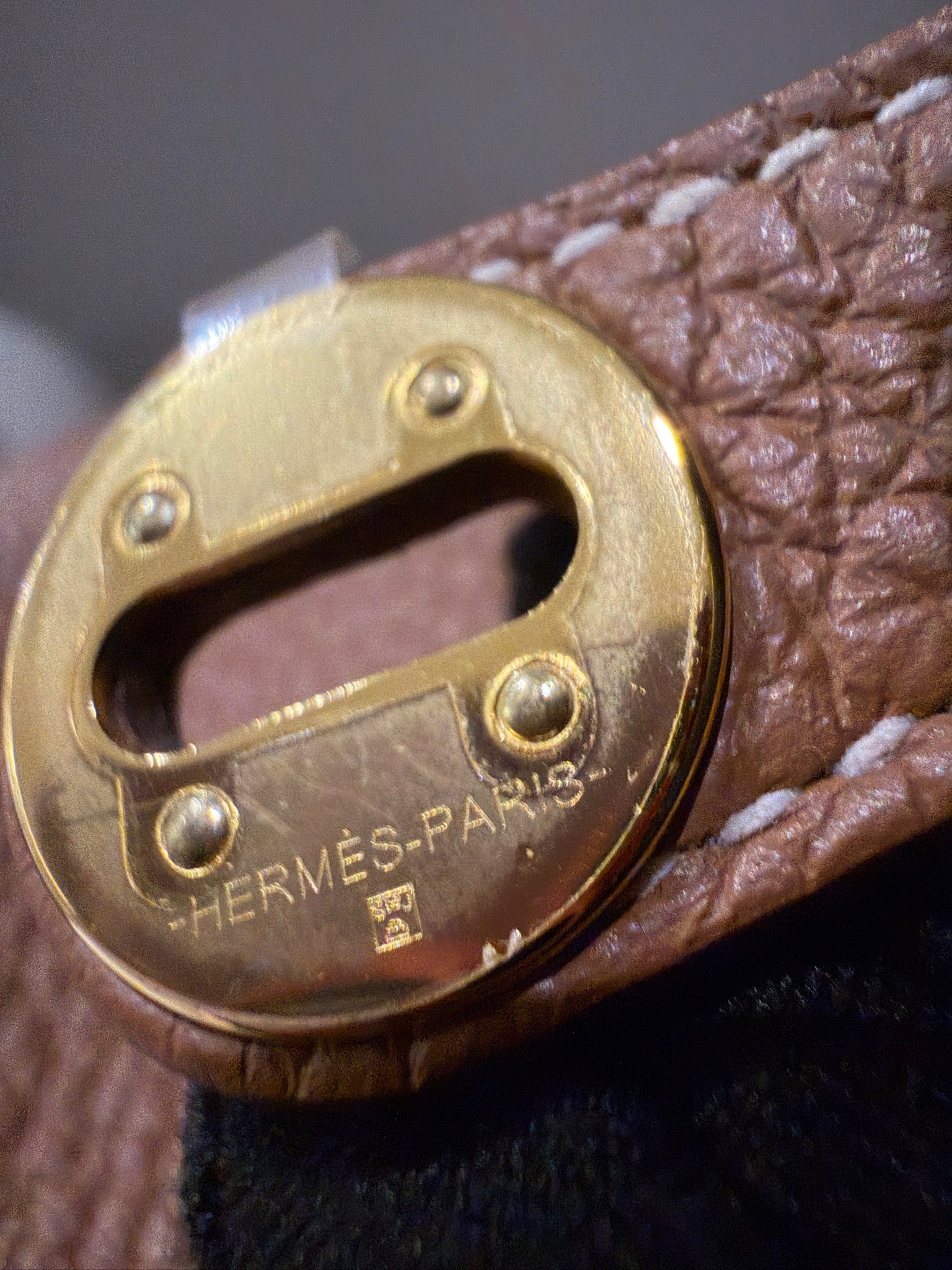 Hermès Mini Lindy 20 Gold GHW