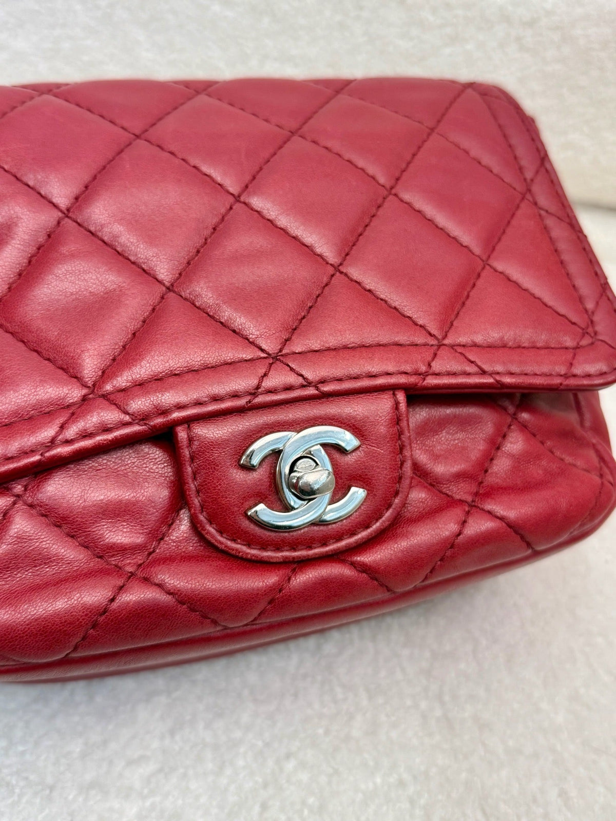 Chanel Quilted Flap Messenger Bag - Red image 9