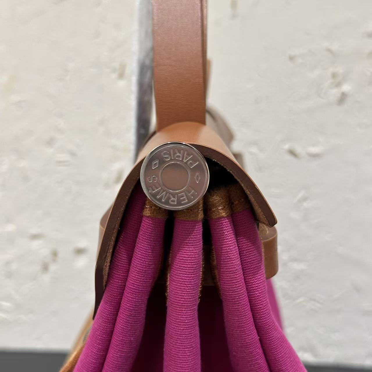 Hermès Herbag 31 Two-Tone Convertible Bag - Fuchsia & Tan