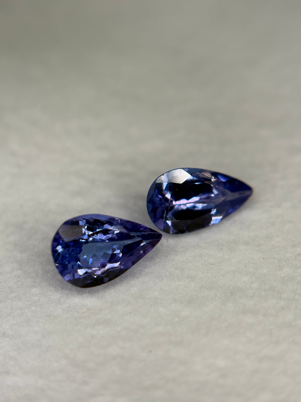 1.70ct Tanzanite Pear PAIR THAIC1316