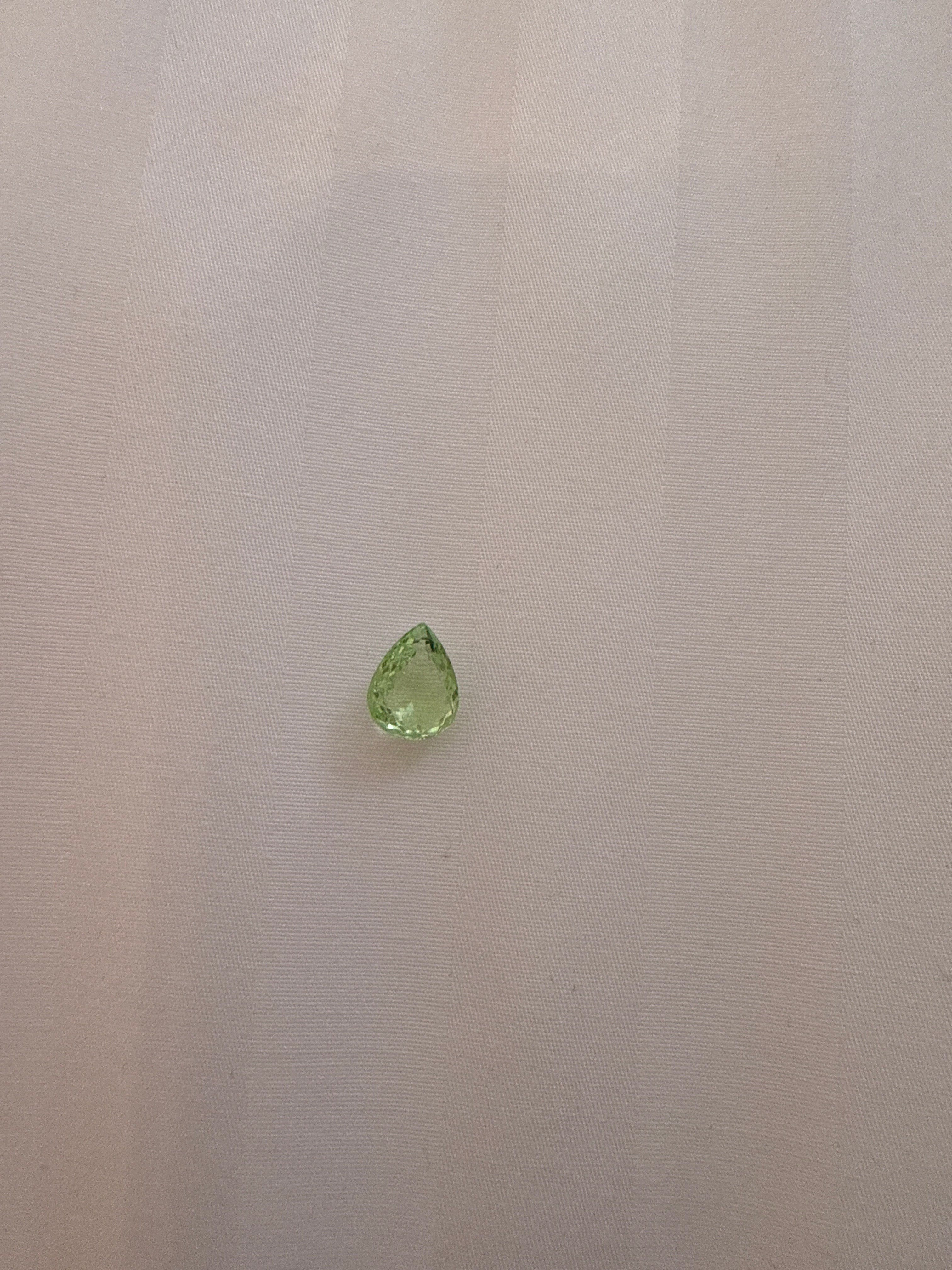 4.66ct Neon Green Paraiba with cert DXBCS1666