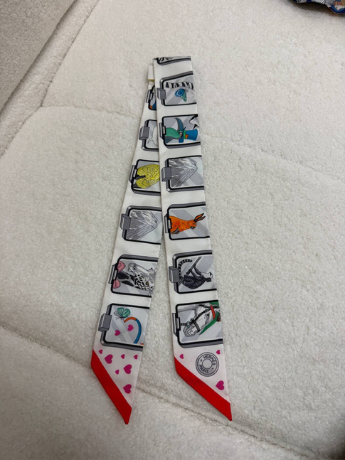 Hermès Twilly Scarf - White Animal Gallery