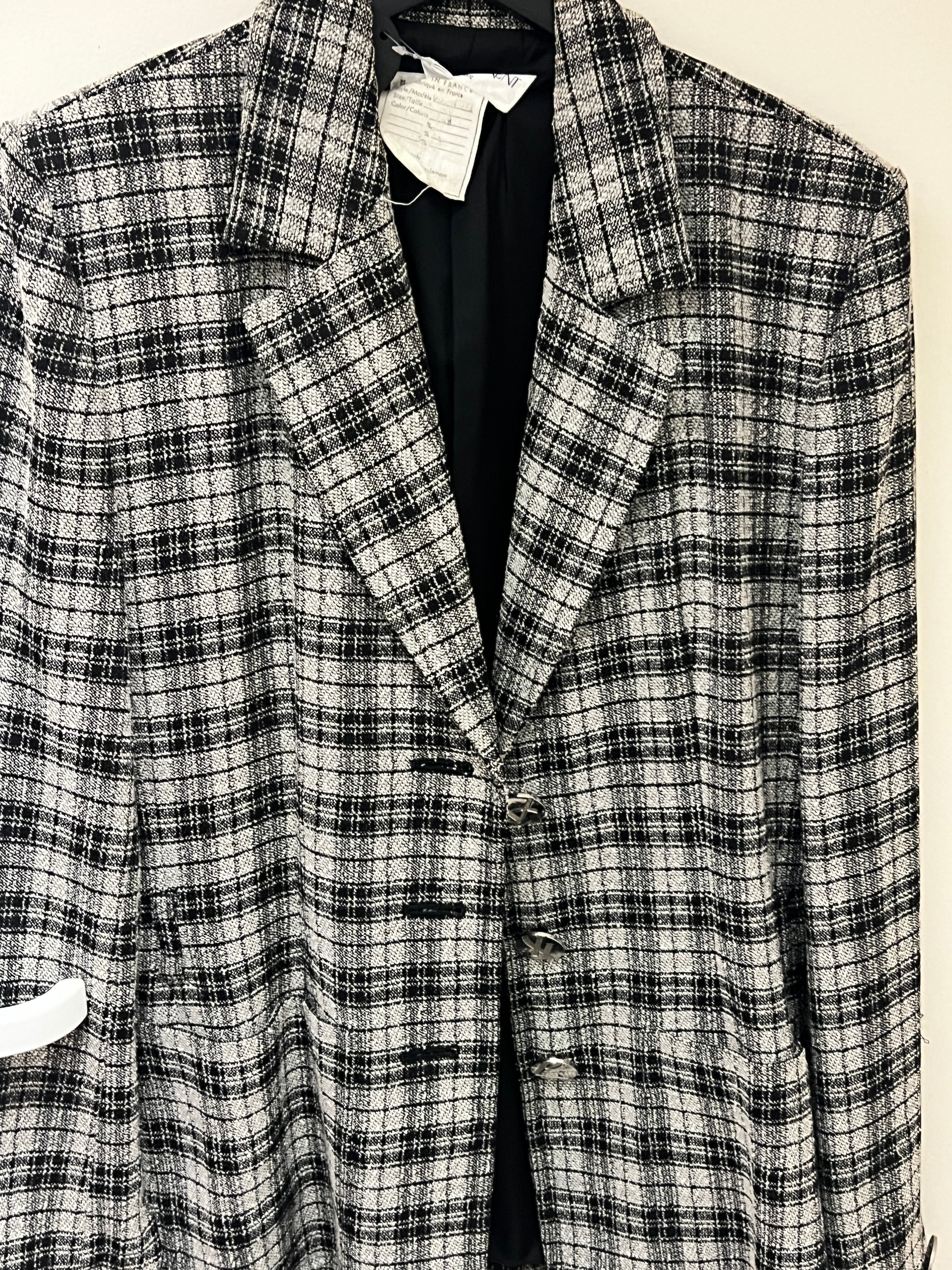 Vintage YSL grey jacket AKC1279