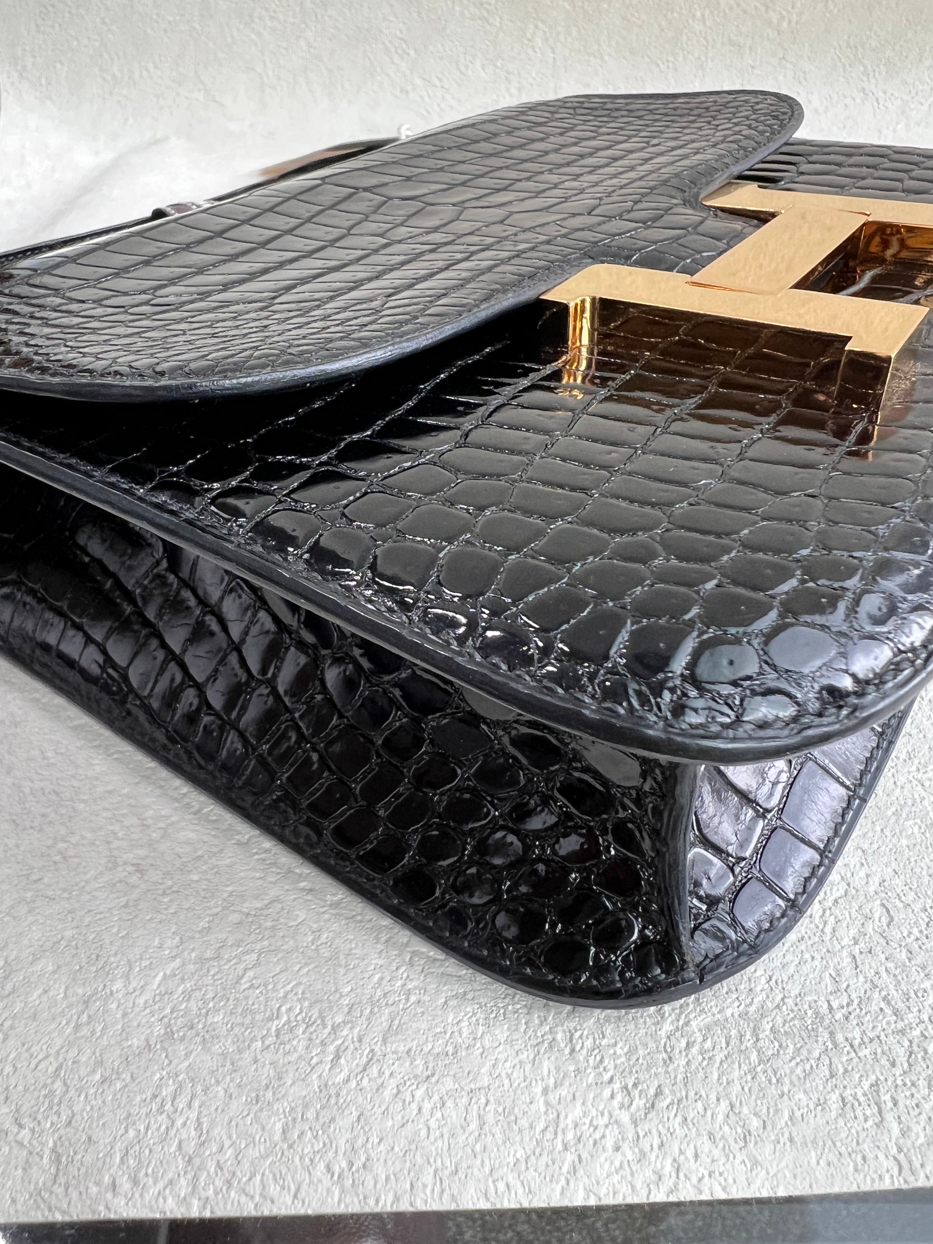 Hermes Vintage Constance 23 Black Crocodile GHW #C SYCYB1137