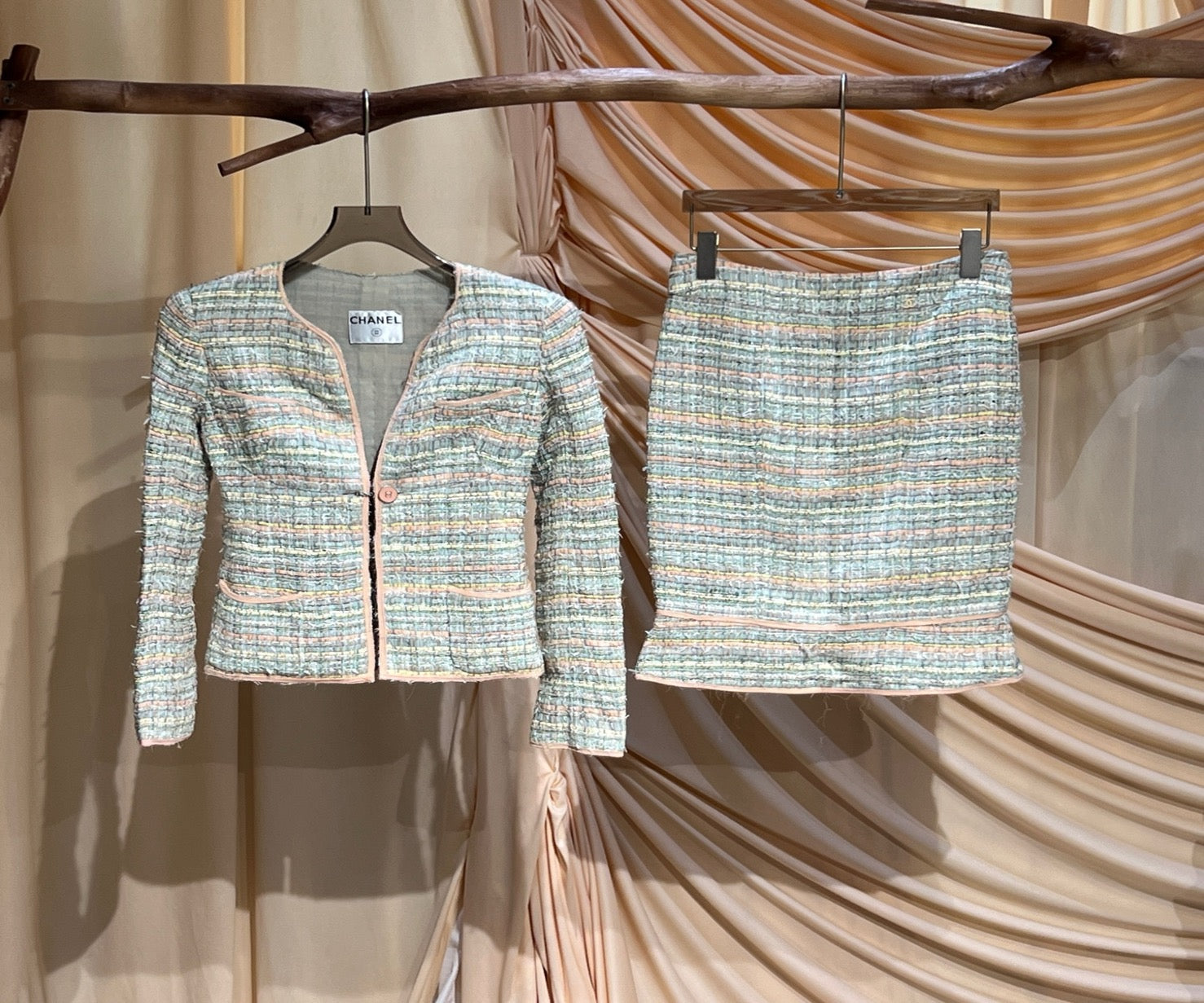Chanel Colorful Woven Mini Skirt Set / Size 38 / 98% New, Top Without Washing Label / 43101 SYCF43101