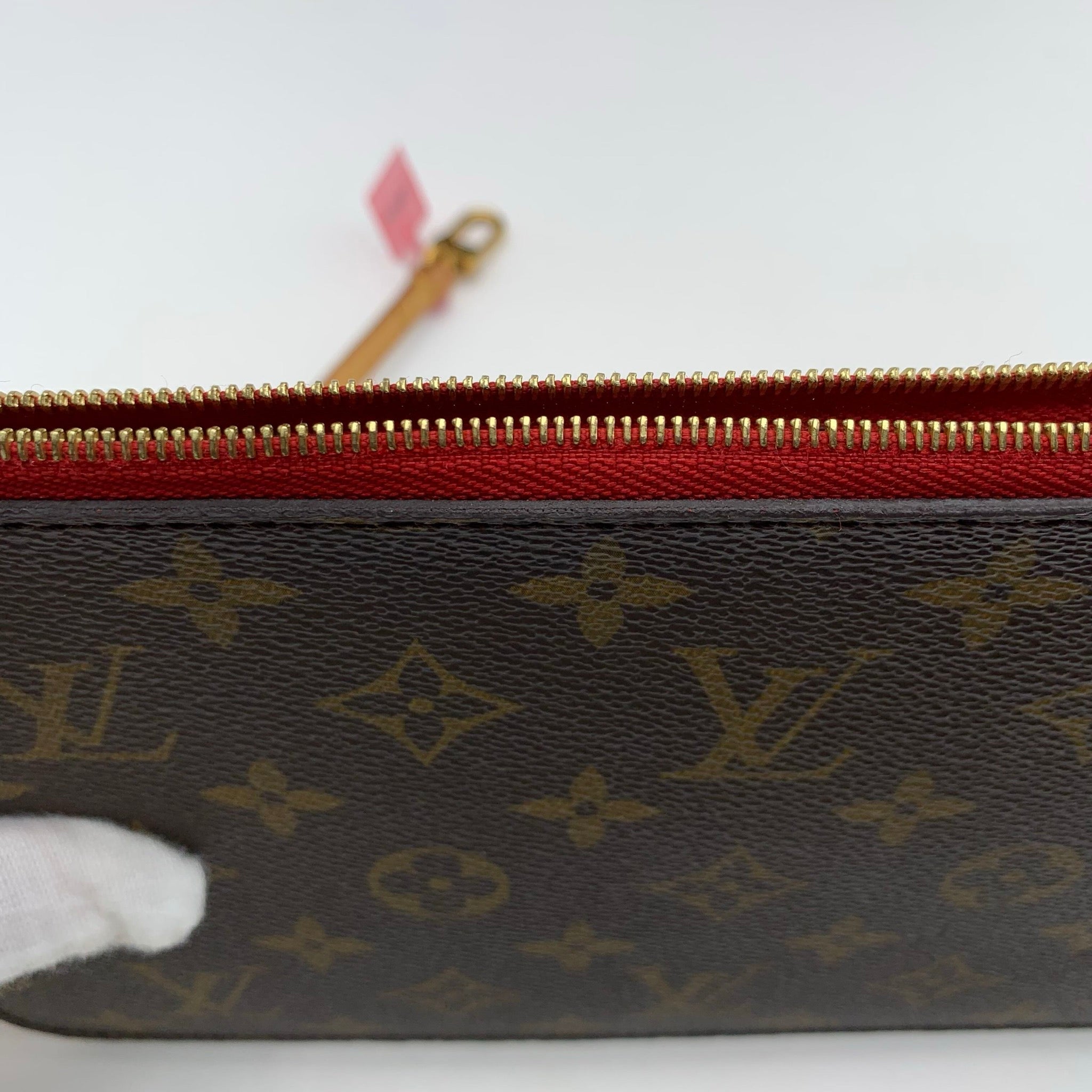 Louis Vuitton Neverfull MM Monogram Red Interior Tote Bag image 12