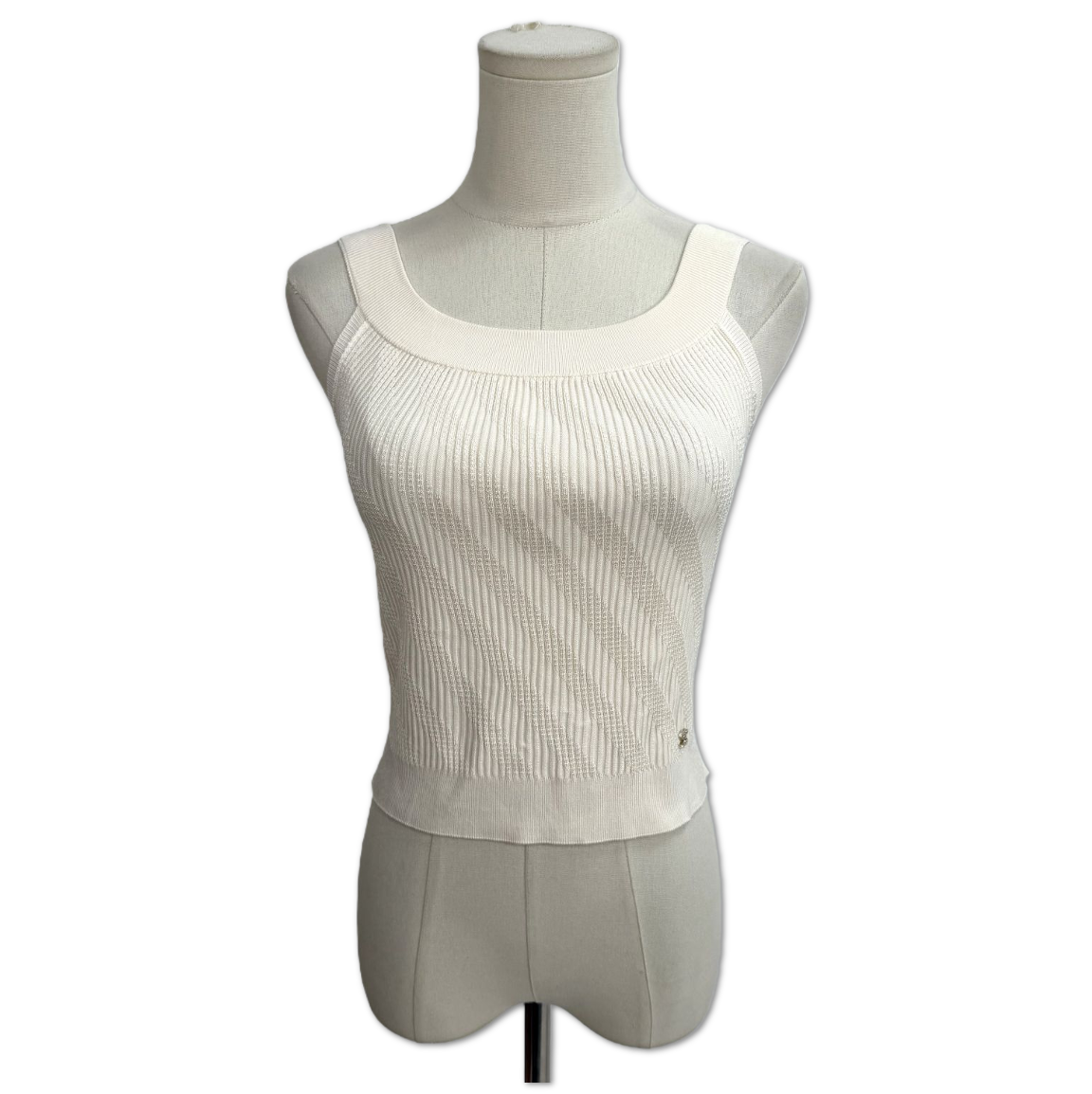 Chanel Off-White Ribbed Knit Tank Top size 36 C13999213876