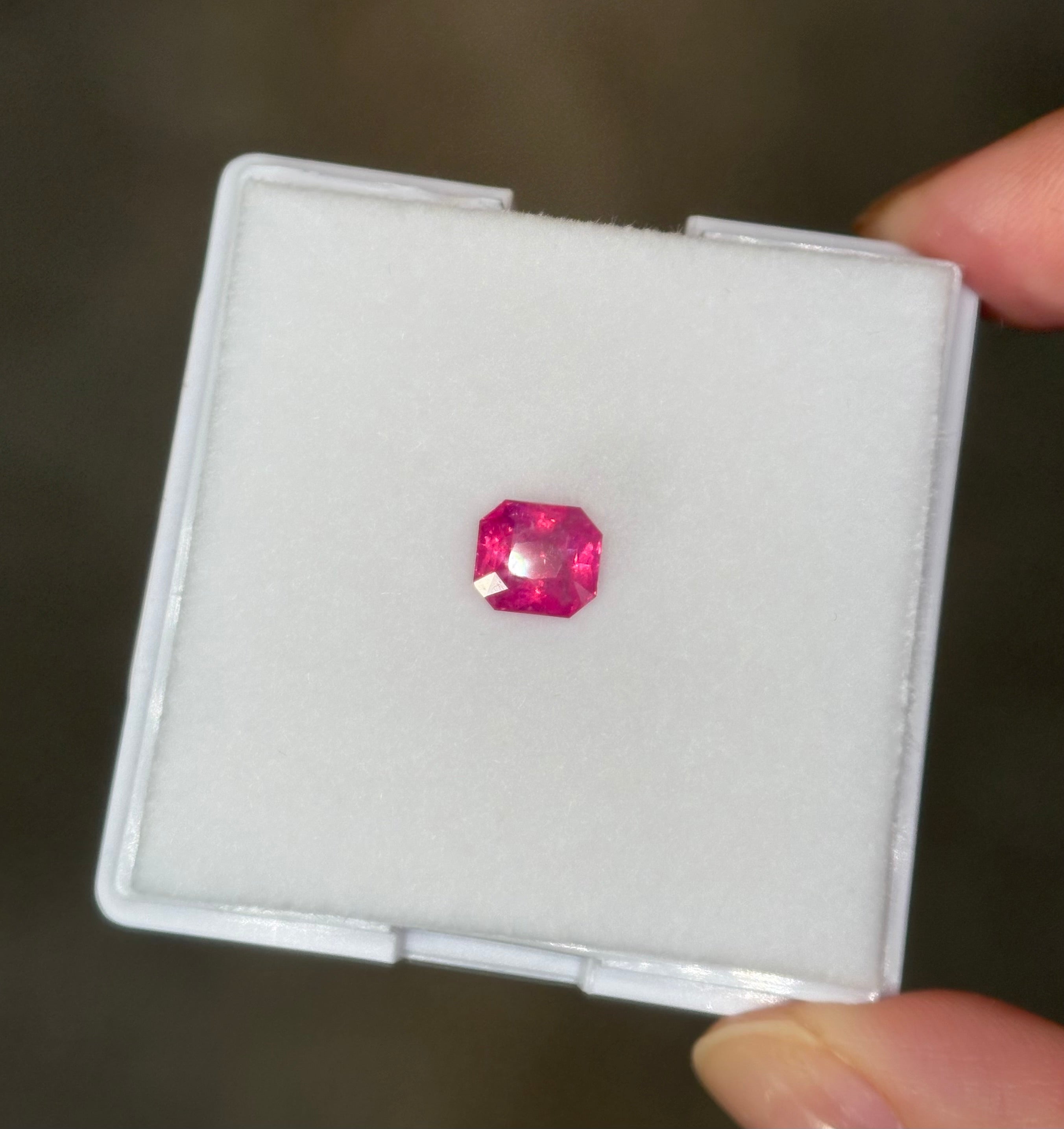 1.11ct Mahenge Spinel Vivid Pink Asscher DXBCS5918