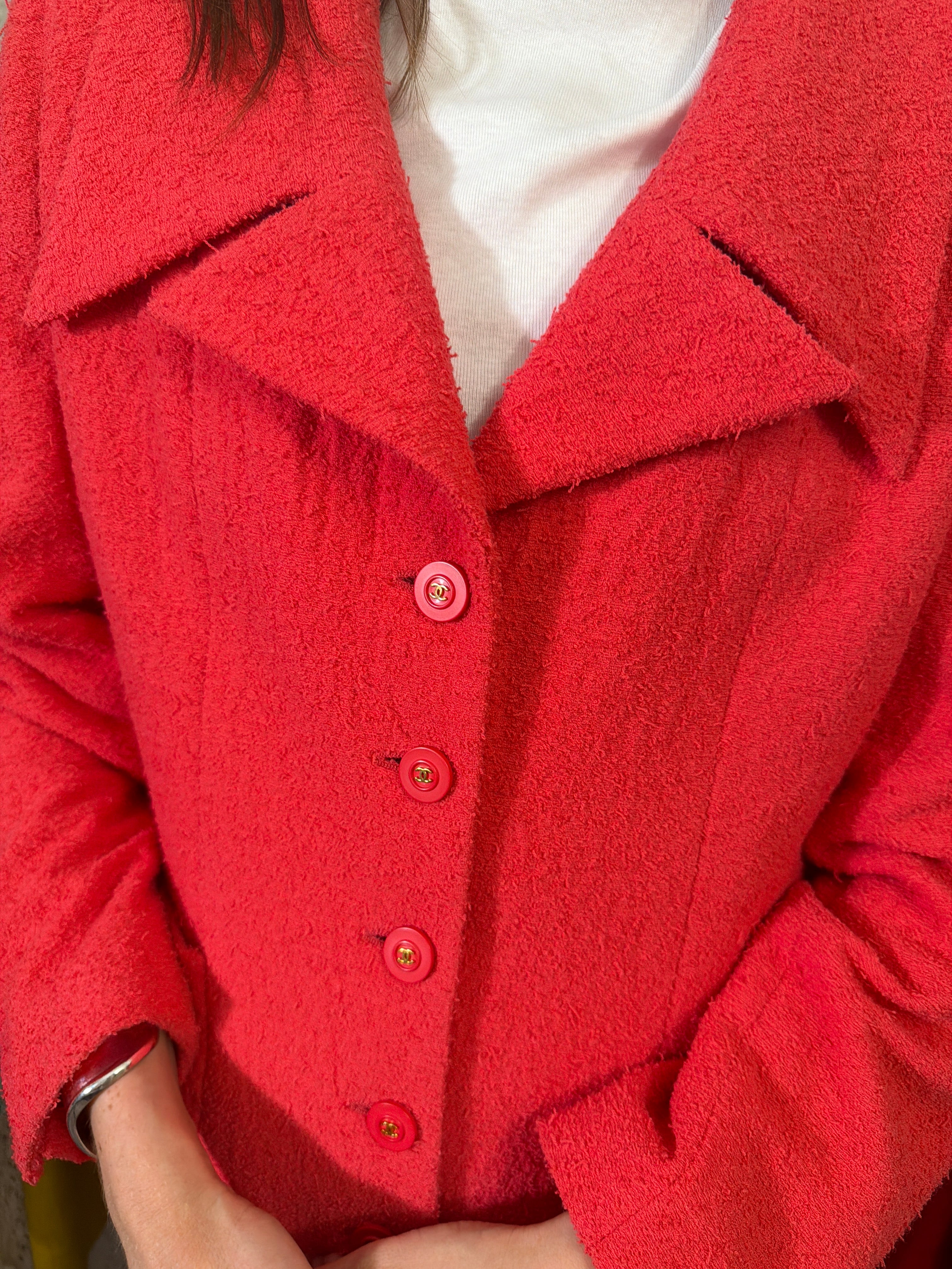 Chanel coral pink suit size 40-42 AKC0663