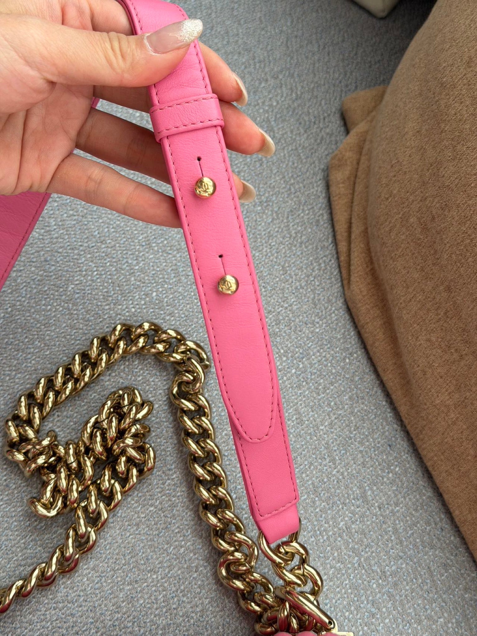 Chanel Boy Flap Bag Pink image 14