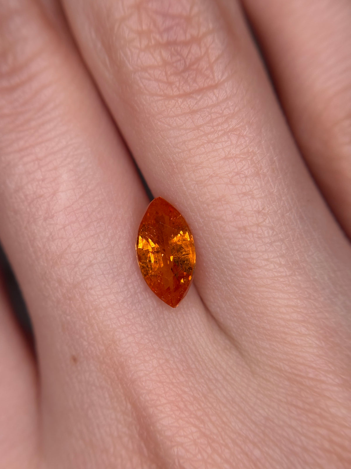 1.85ct Fanta Spessartine Marquise* THAIC1055