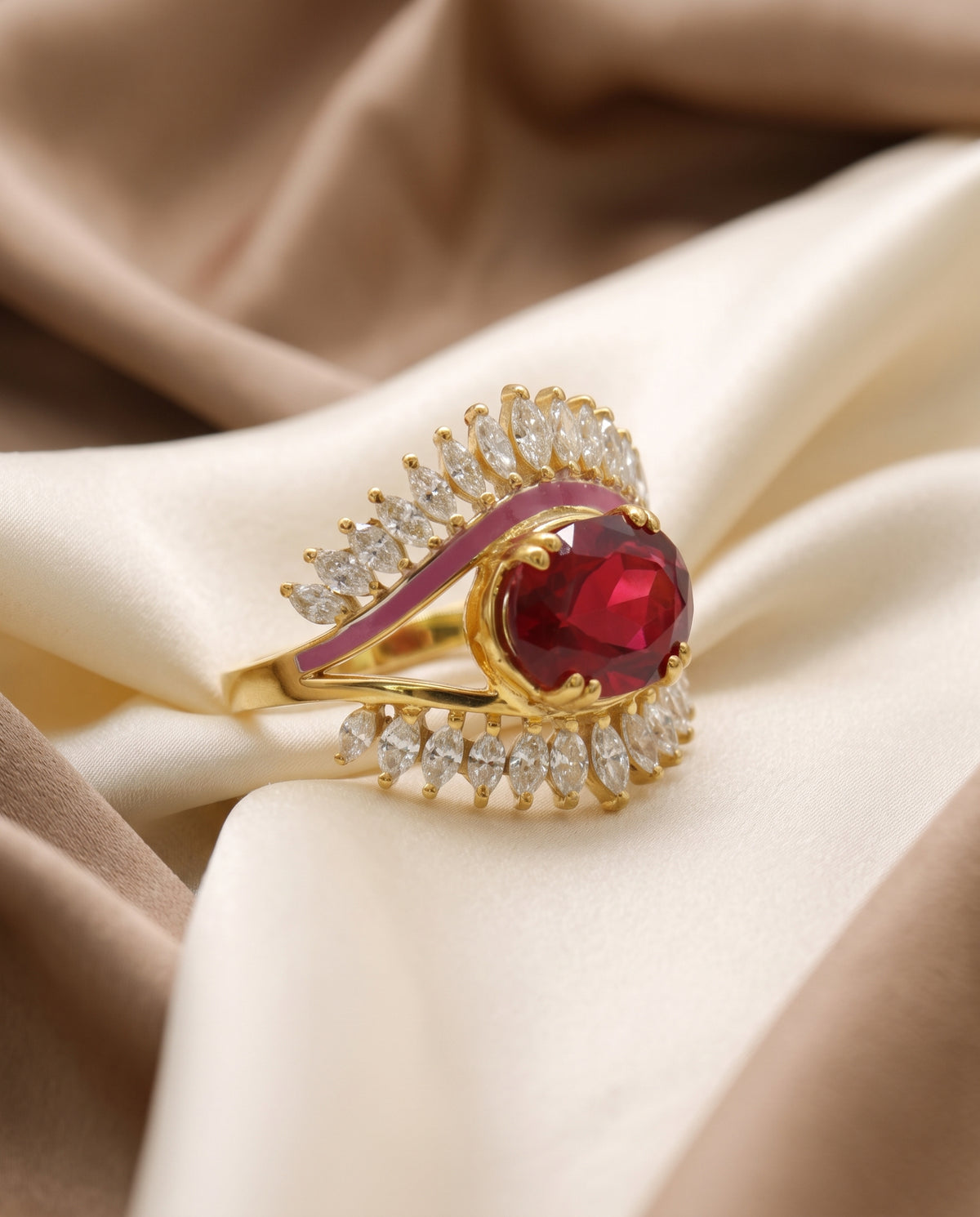Mati - 3crts Red Garnet and 0.8crts Diamond Oval Eye Ring HOA014
