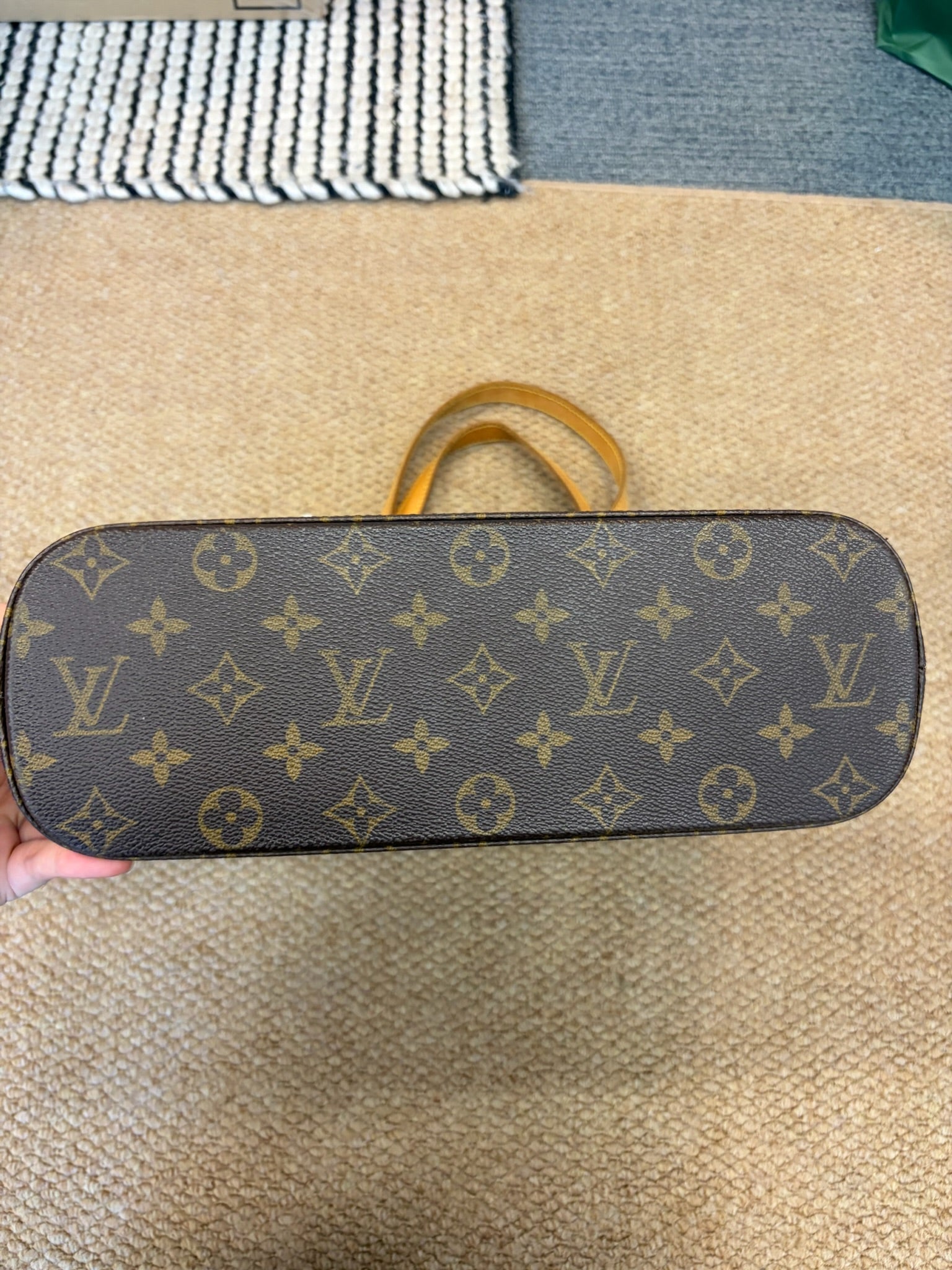 Louis Vuitton Vertical Tote Bag