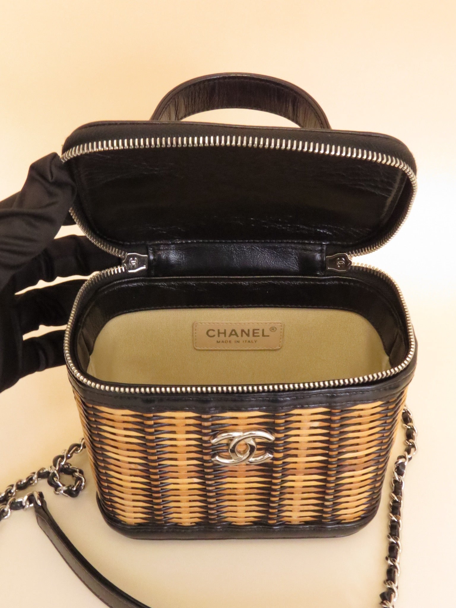 Chanel Woven Vanity Case - Black & Natural image 18
