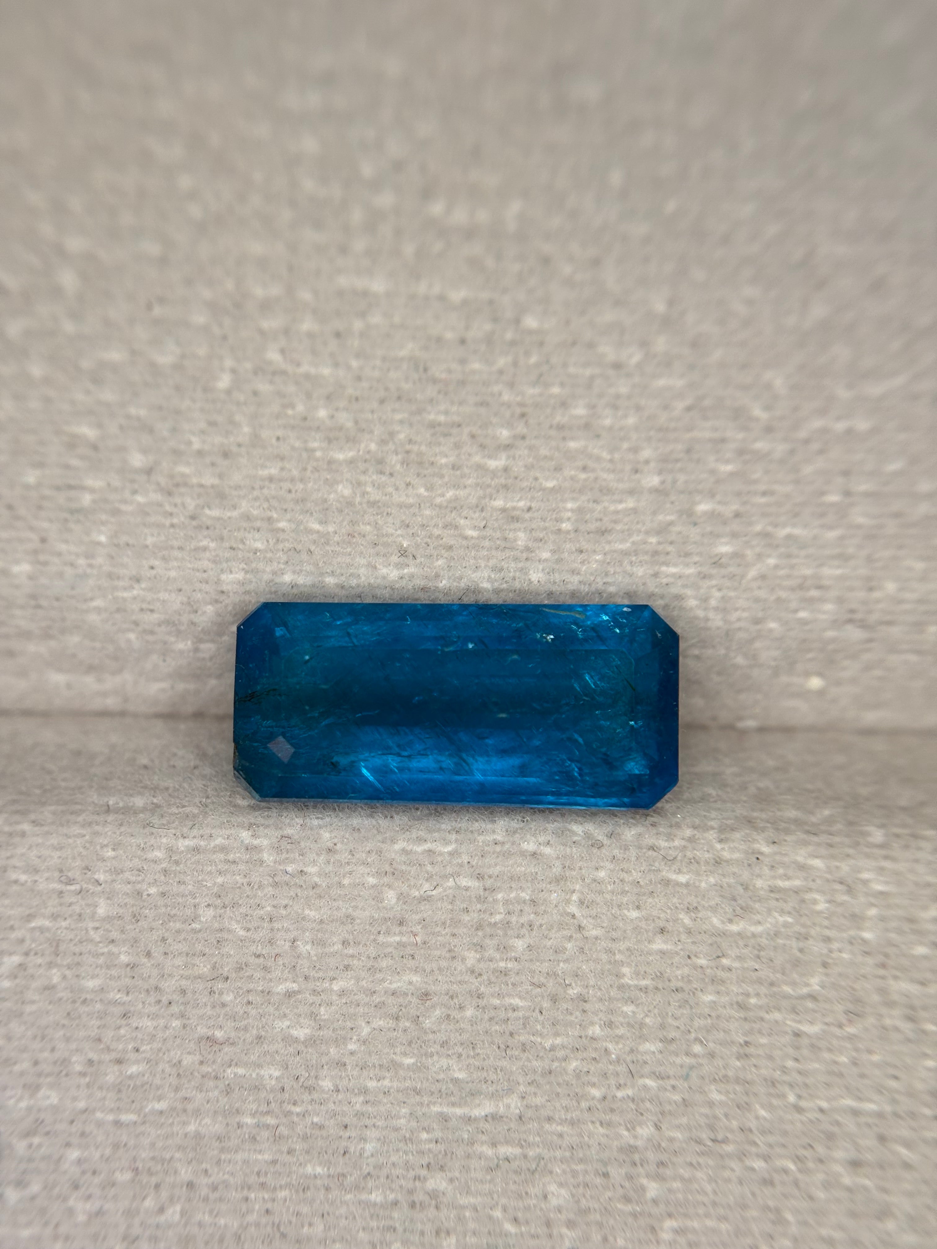 4.25ct Electric Blue Apatite Emerald THAIC0505