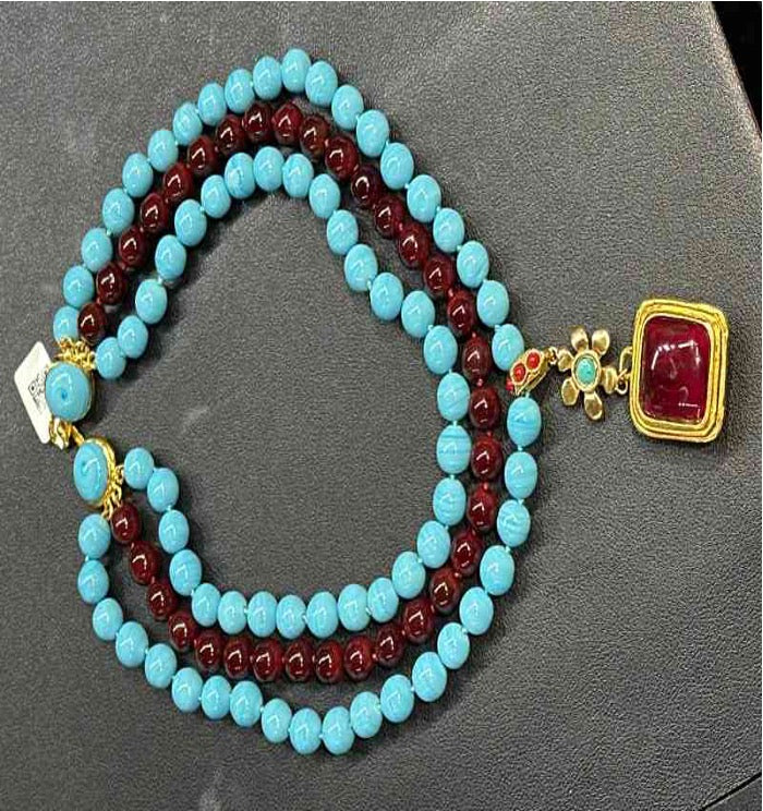 CHANEL 71-80 Square Pendant Red and Blue Glass Three-Layer Necklace LE604033