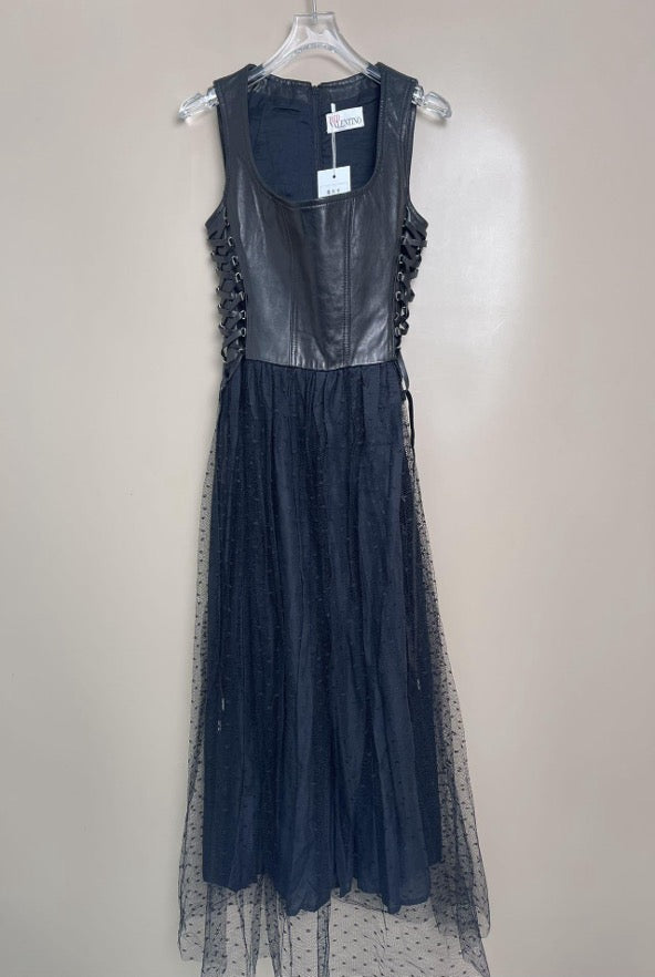 Red Valentino dress, size 40 SYCC2052