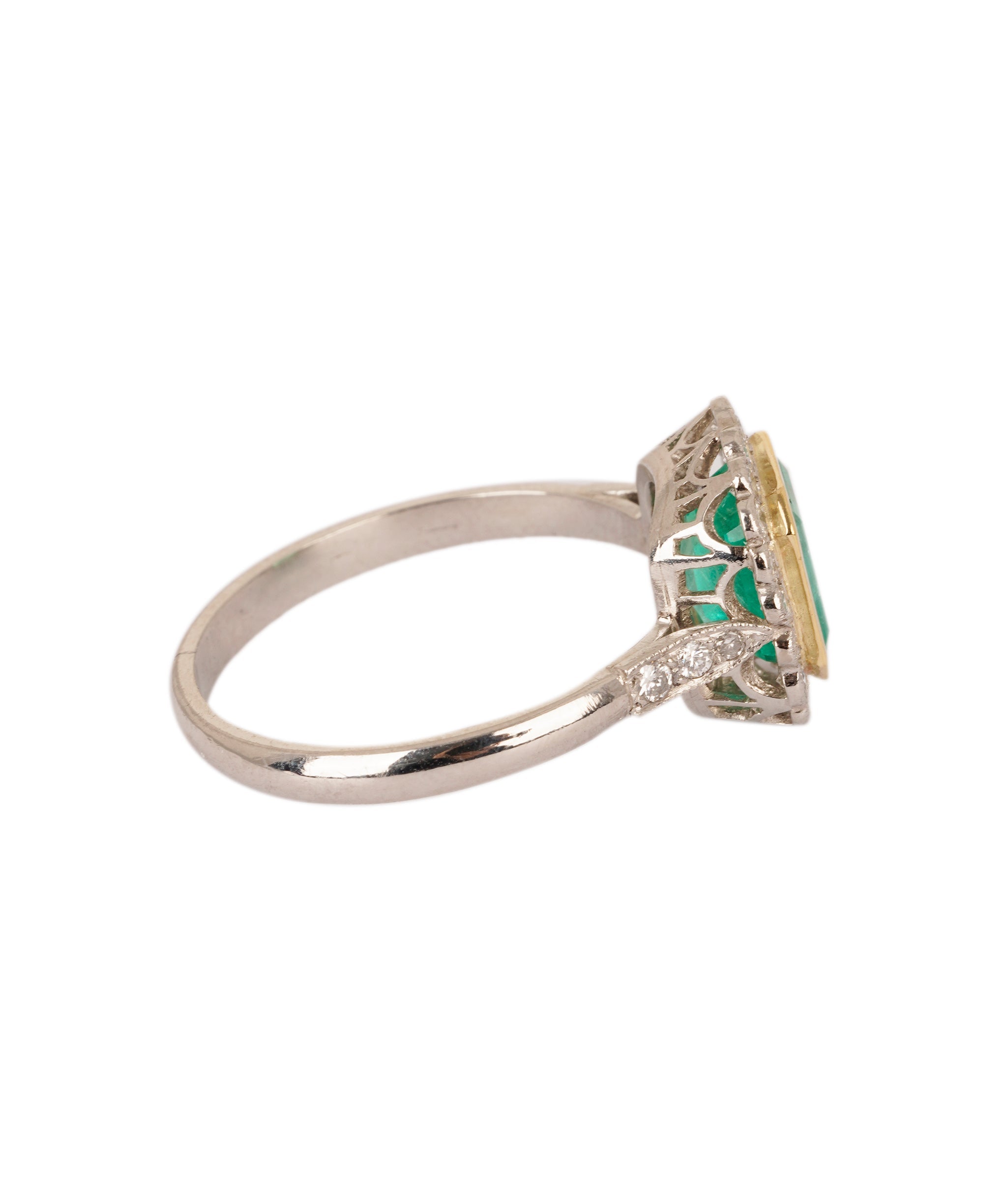 Colombian Emerald & Diamond Cluster Ring WA90471