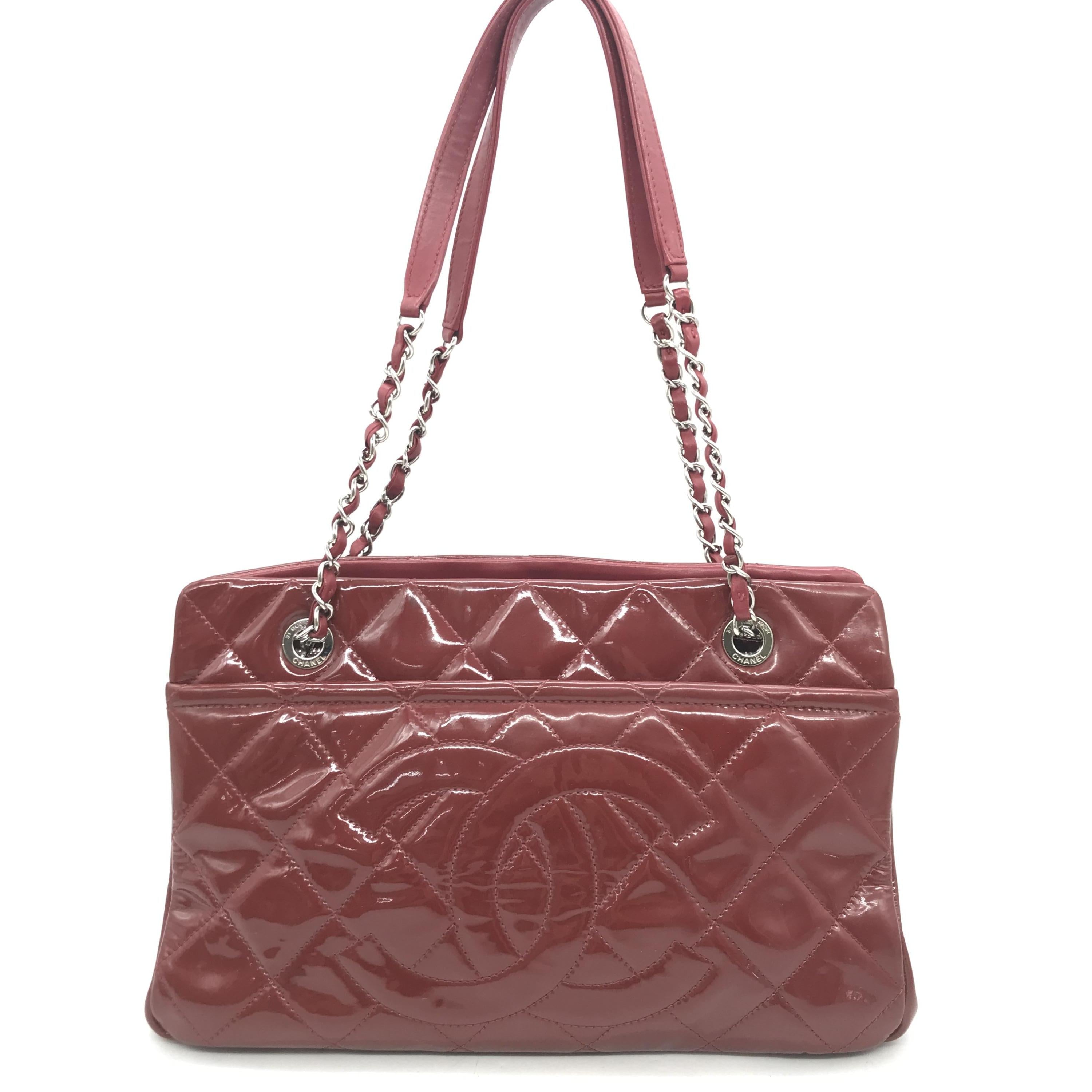 Chanel Red Patent Leather Chain Handbag C319005