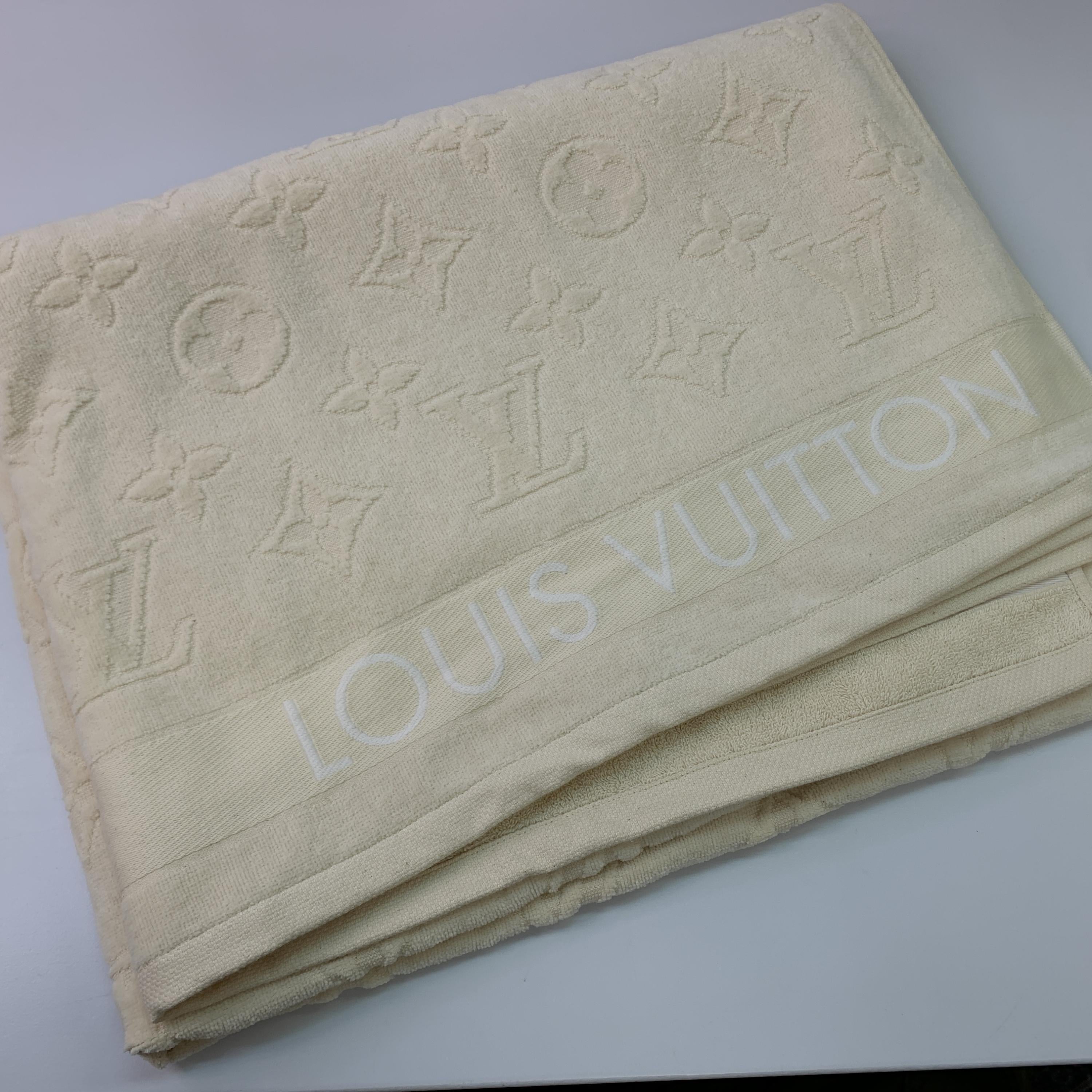 Louis Vuitton Cream Beige Monogram Beach Towel C326801