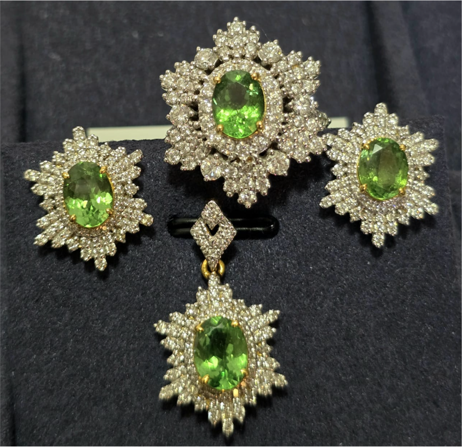 Tsavorite Garnet Earrings, Ring, Pendant Set SYCB28