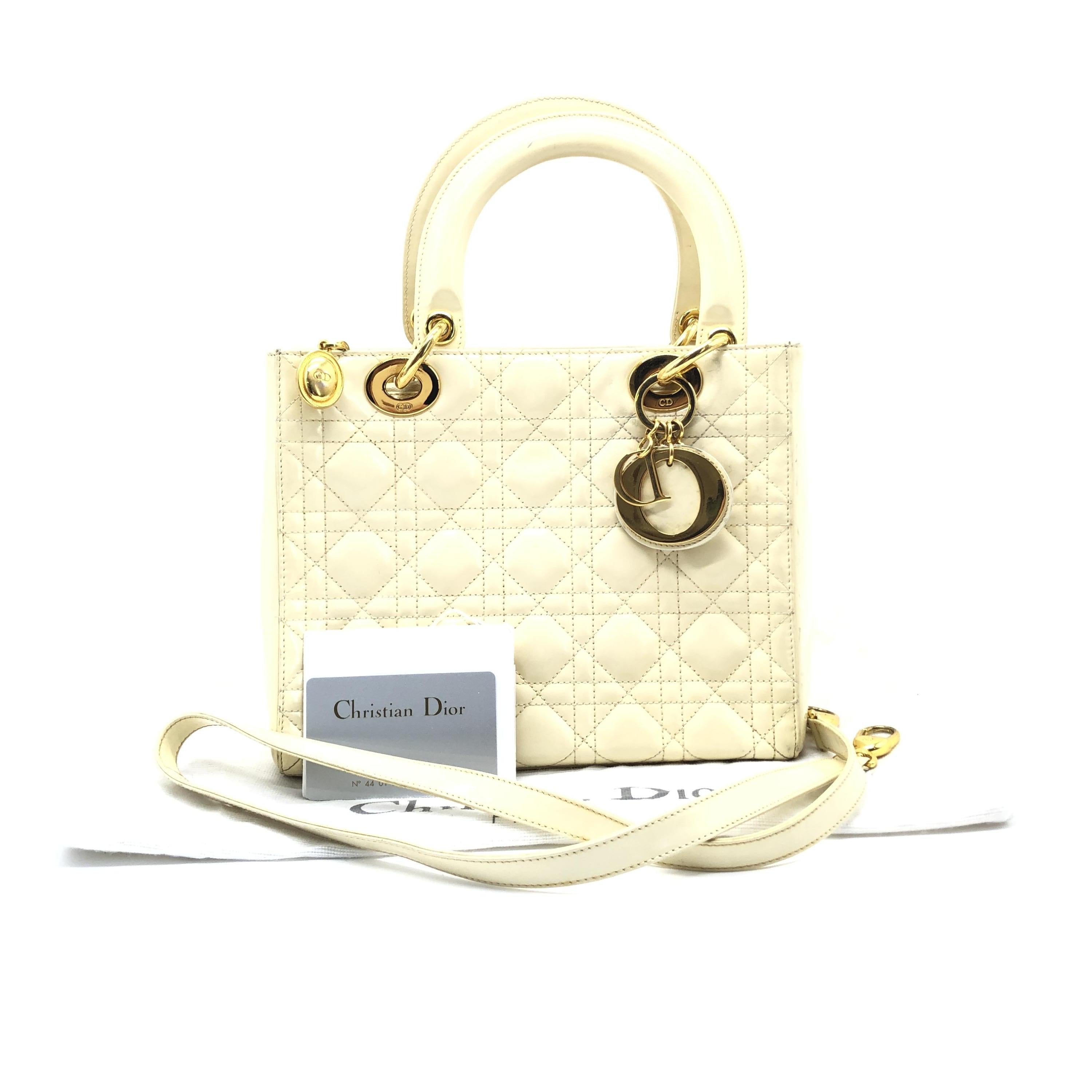 Lambskin Cannage Handbag With Gold Details C323217