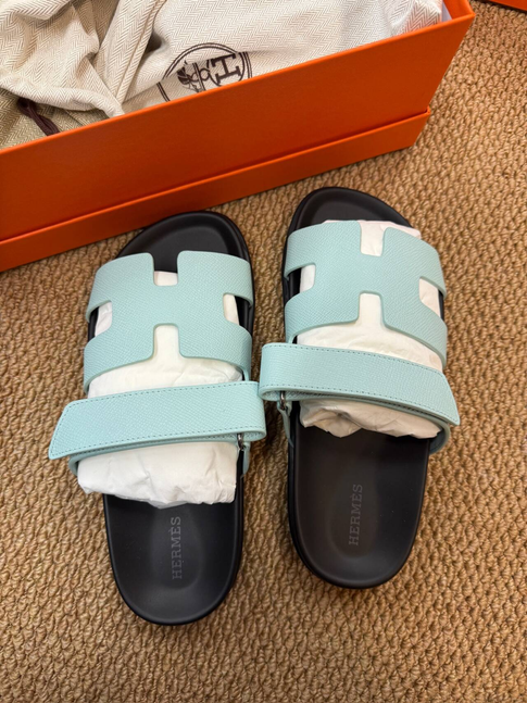EU37.5 - Hermès Chypre Sandals Mint Green Classic H-Cut Slide