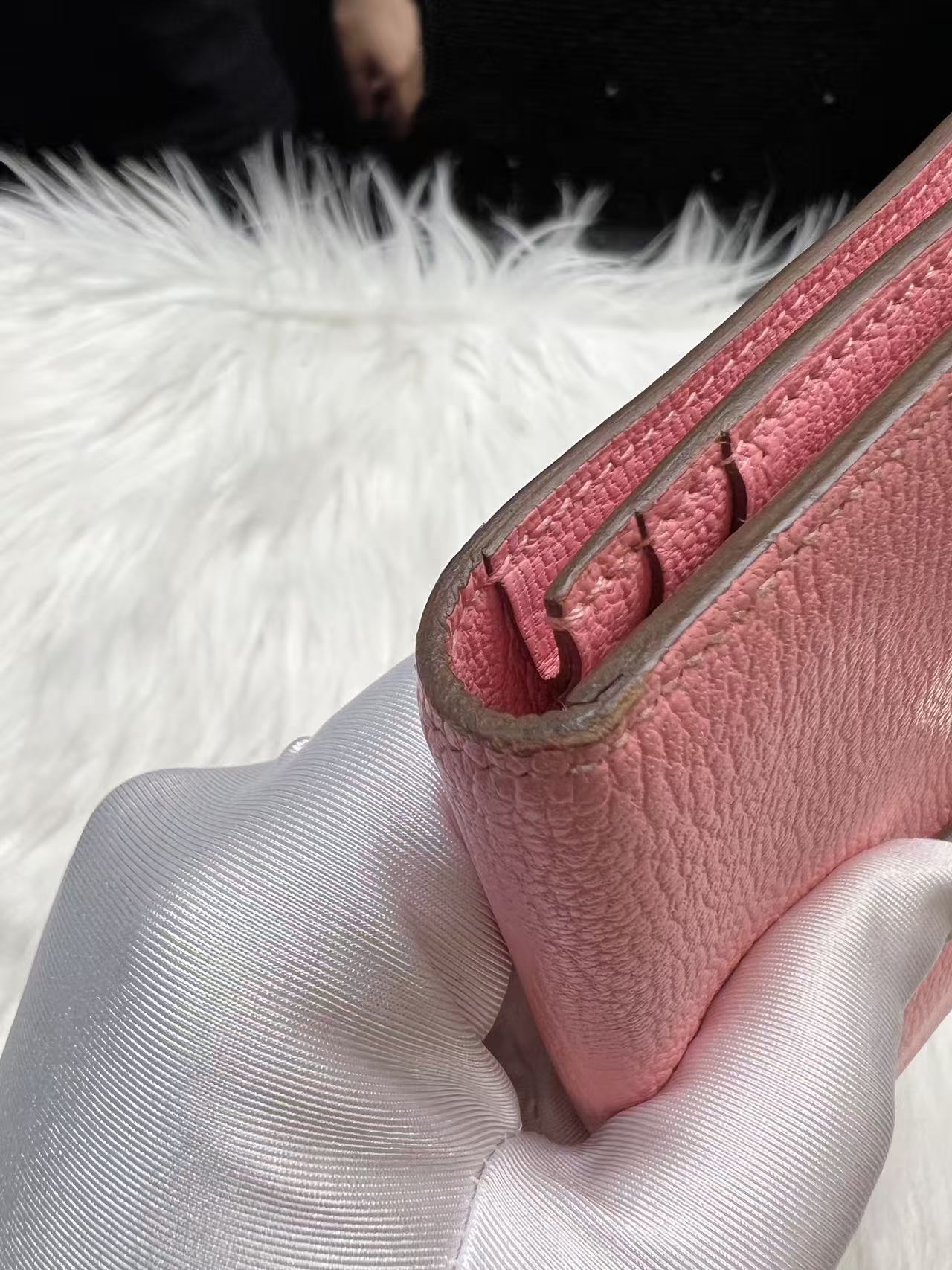 Hermès bearn3Q Premium Leather Bifold Wallet - Sakura Pink