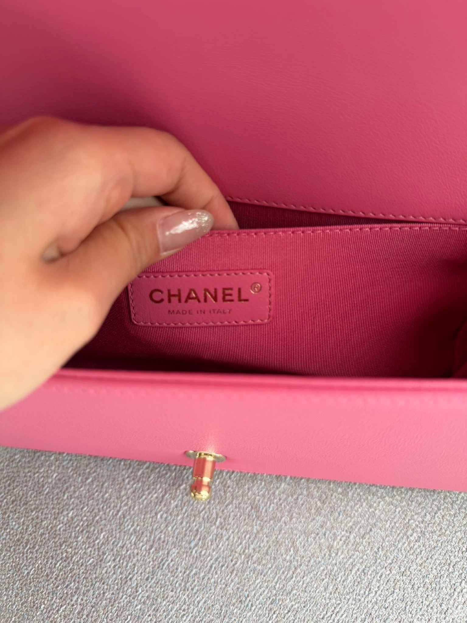 Chanel Boy Flap Bag Pink image 20