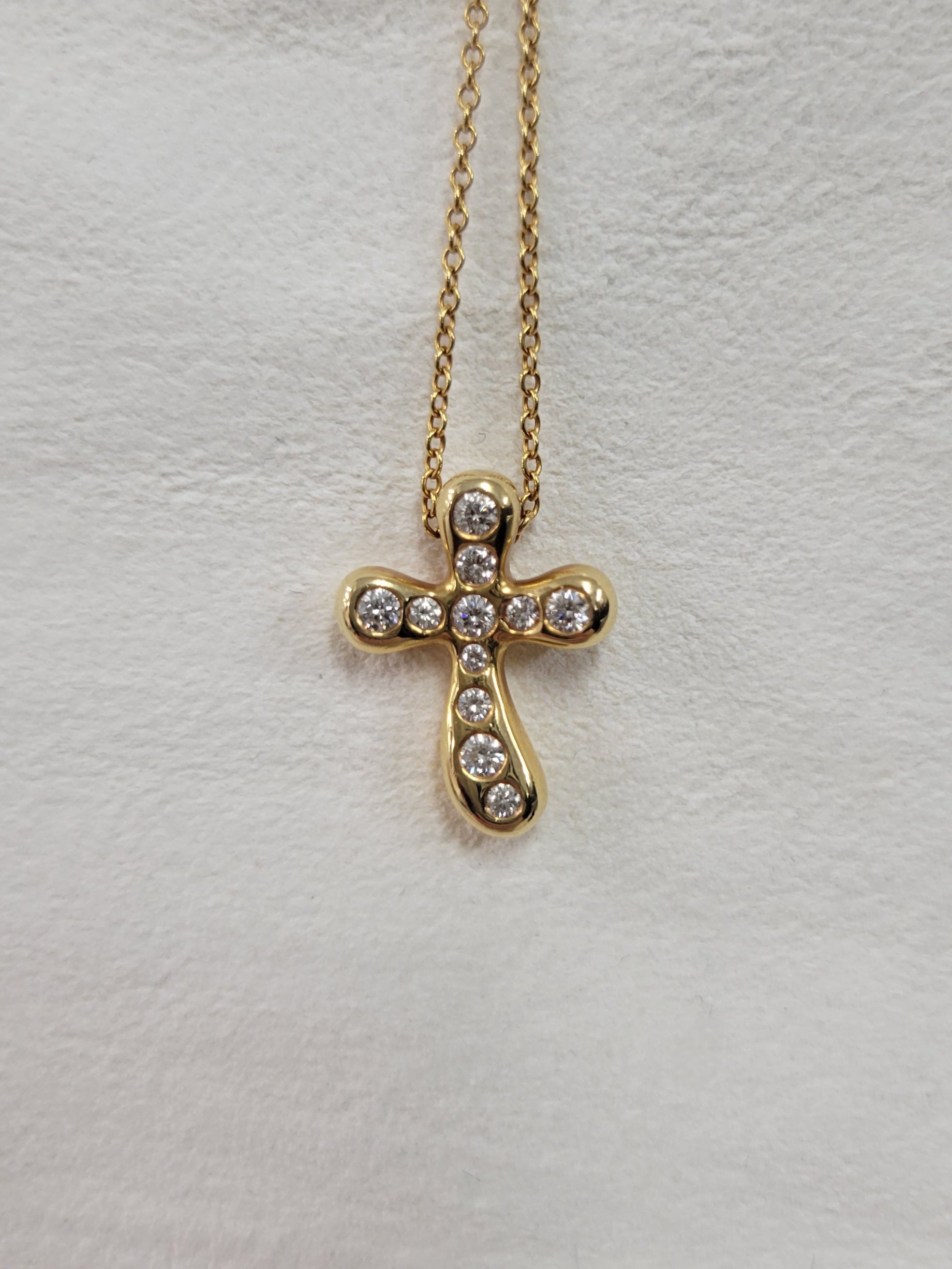 Tiffany & Co Cross Necklace in 18K (XX3815) JJC1448