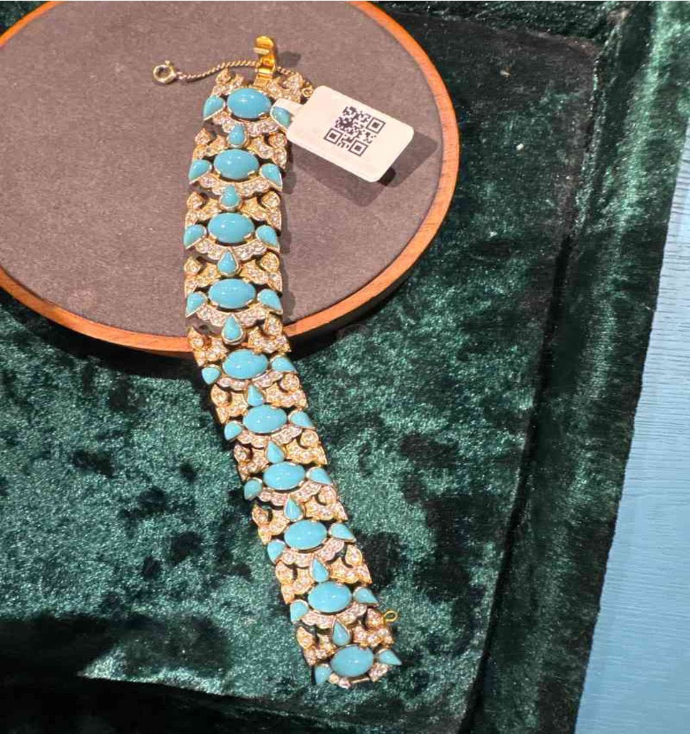Trifari Gem Blue Bracelet LZ508206