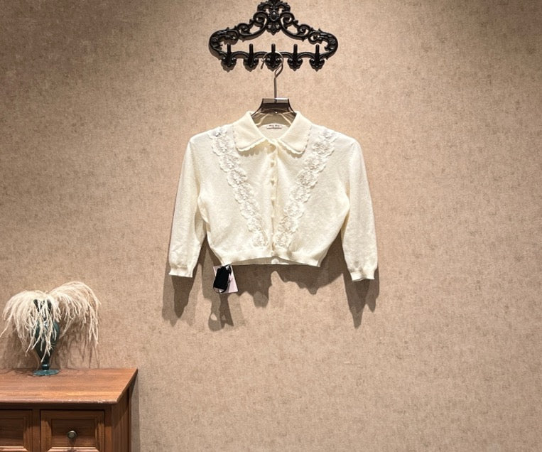 Miu Miu Cream White Lace Pearl Button Cashmere Cardigan / Size 40 / 99% New / 42199 SYCF42199