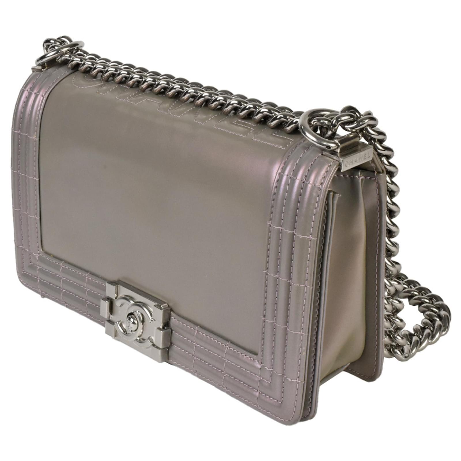 Chanel Iridescent Grey Large Boy SYC1627