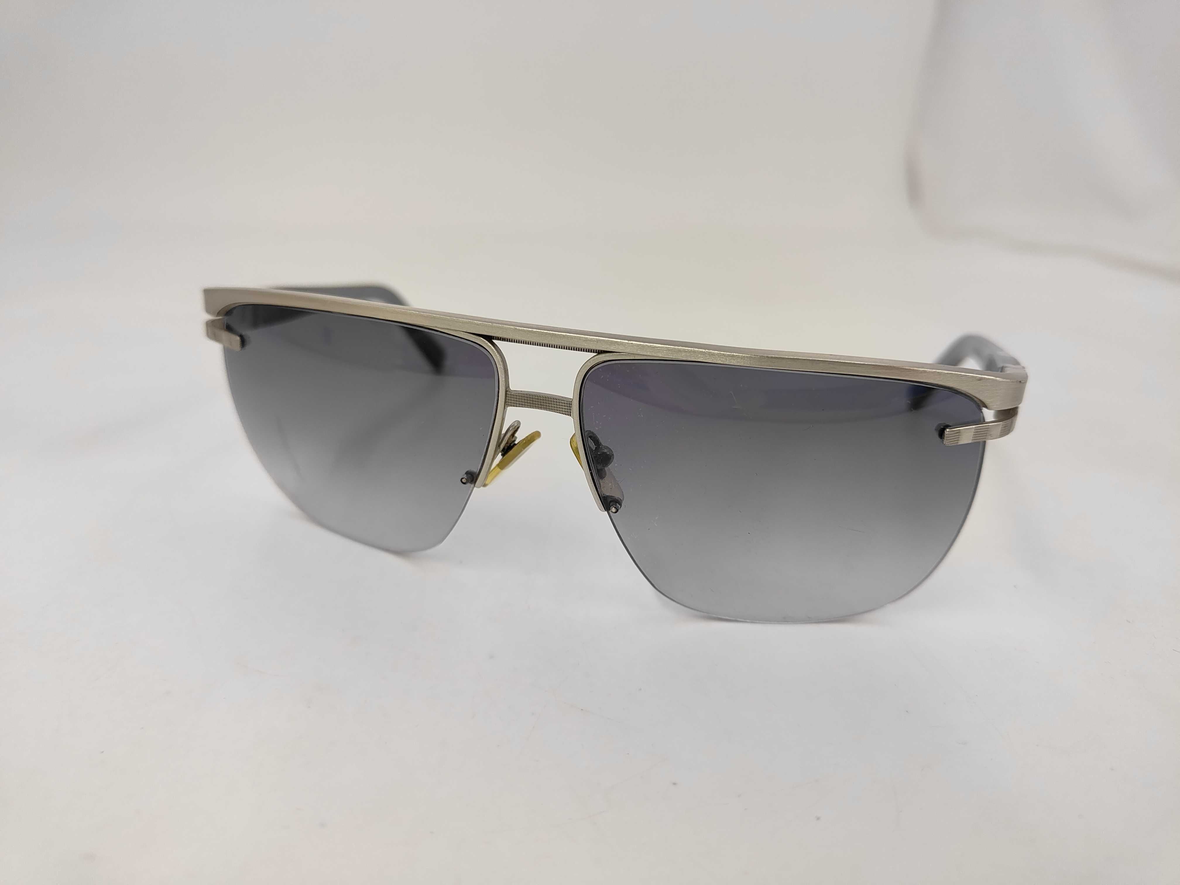 LOUIS VUITTON LV Sunglasses Metal Square Metal
e177f9yw56 AKC0852