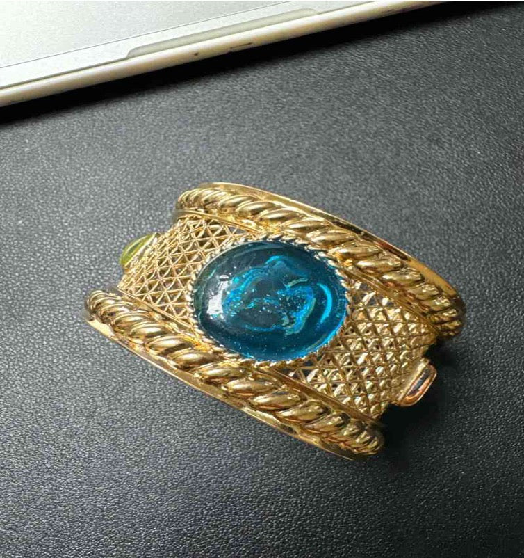 Gripoix Blue Glass Bracelet LZ412008