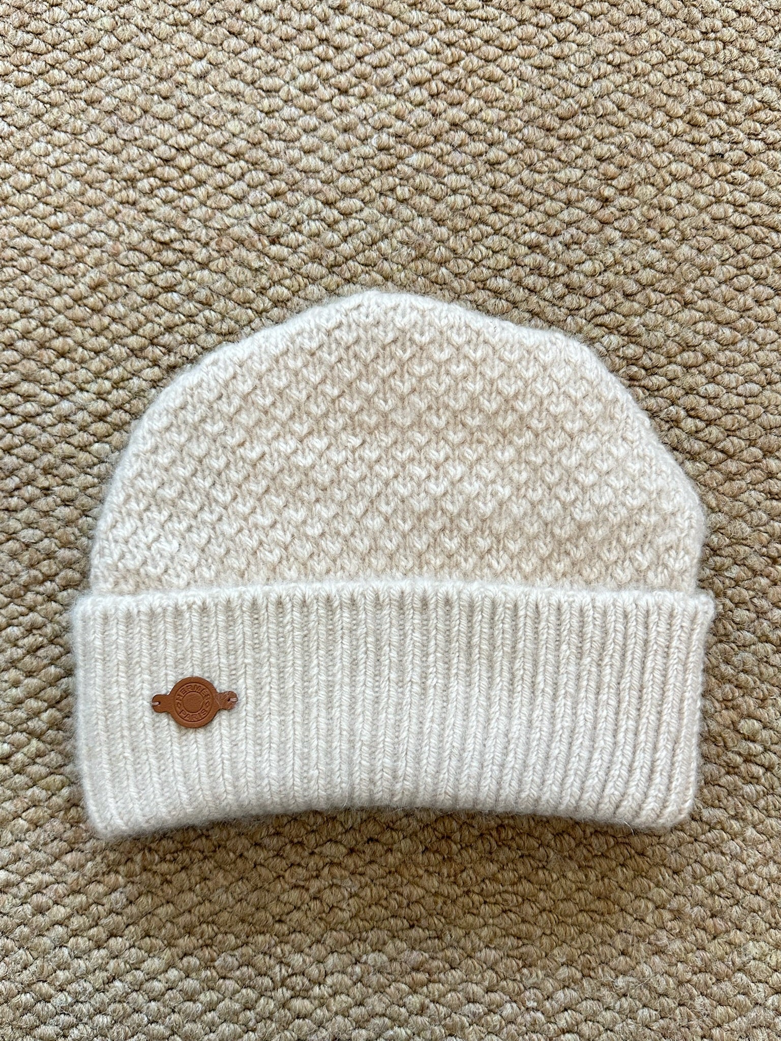 Hermès Lou beanie Bonnet Almond